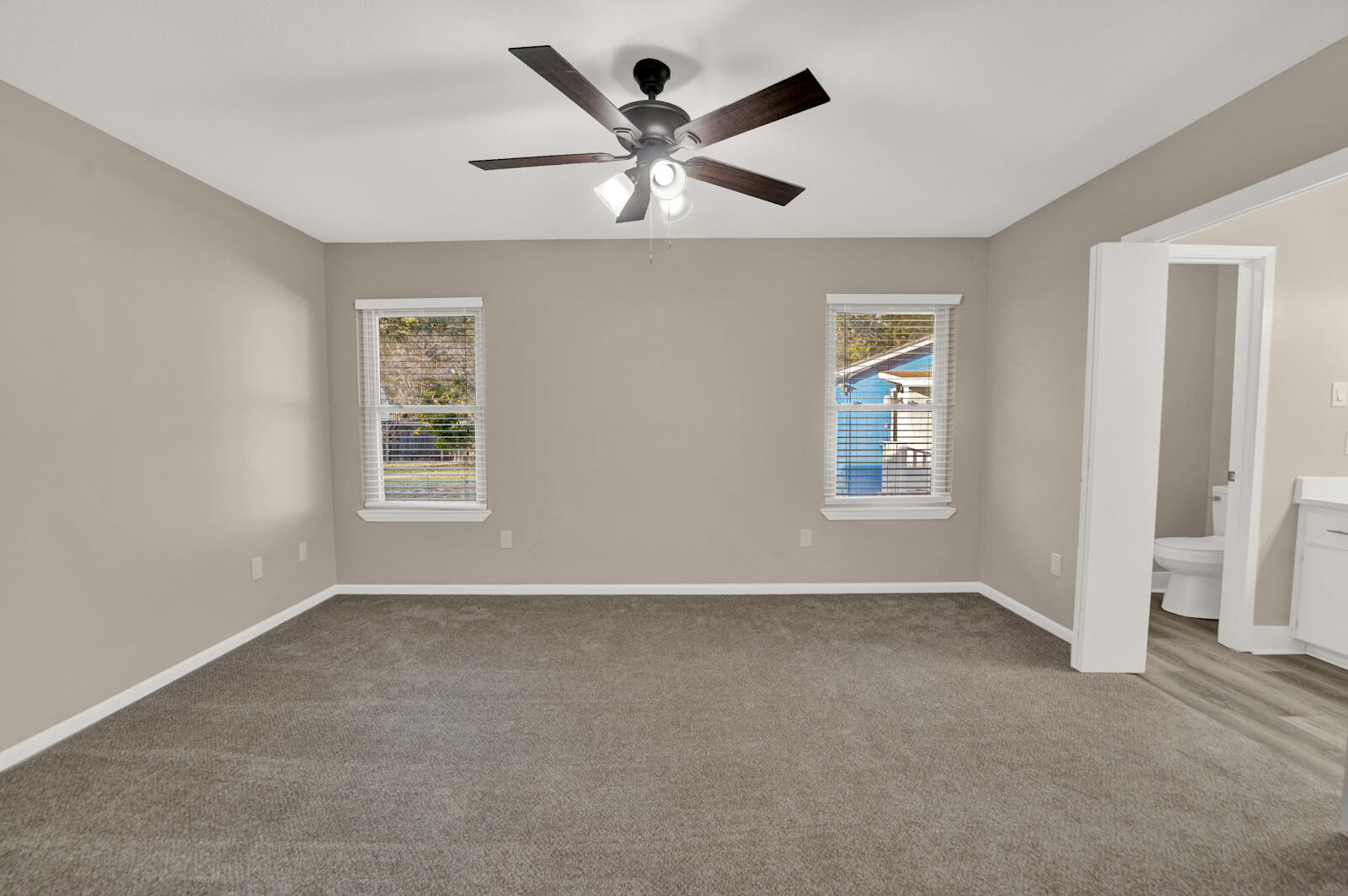 NICEVILLE (222200.00) - Residential