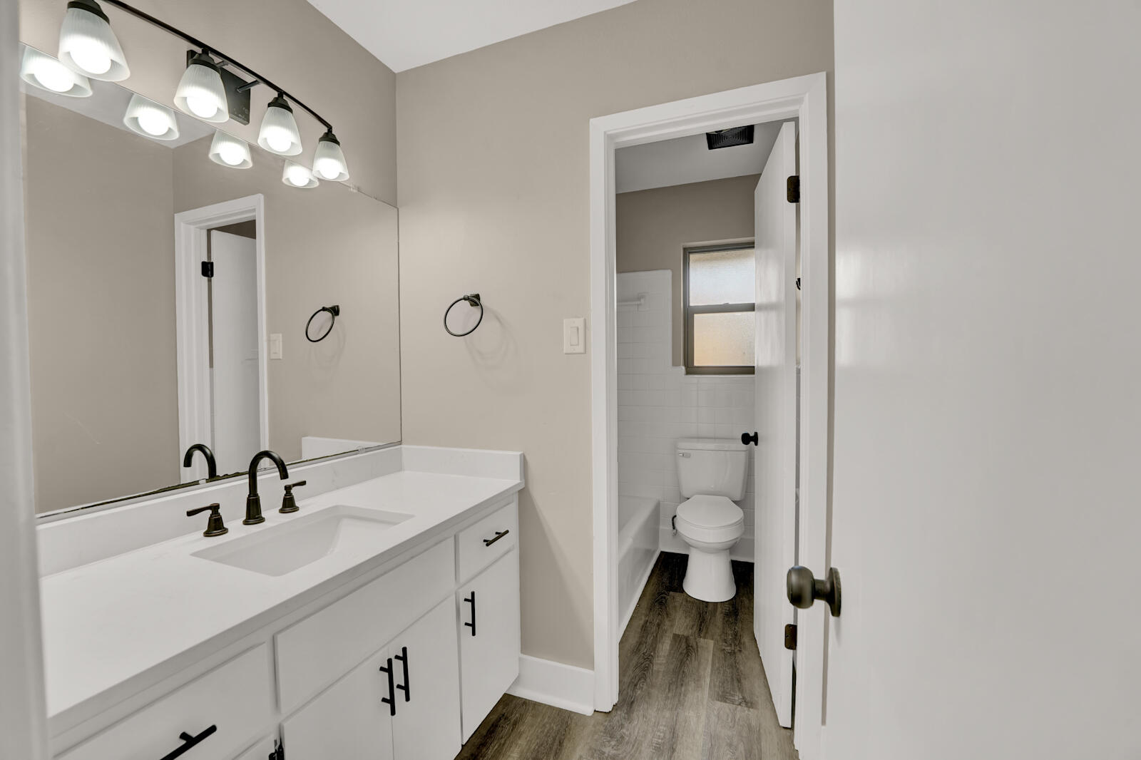 NICEVILLE (222200.00) - Residential