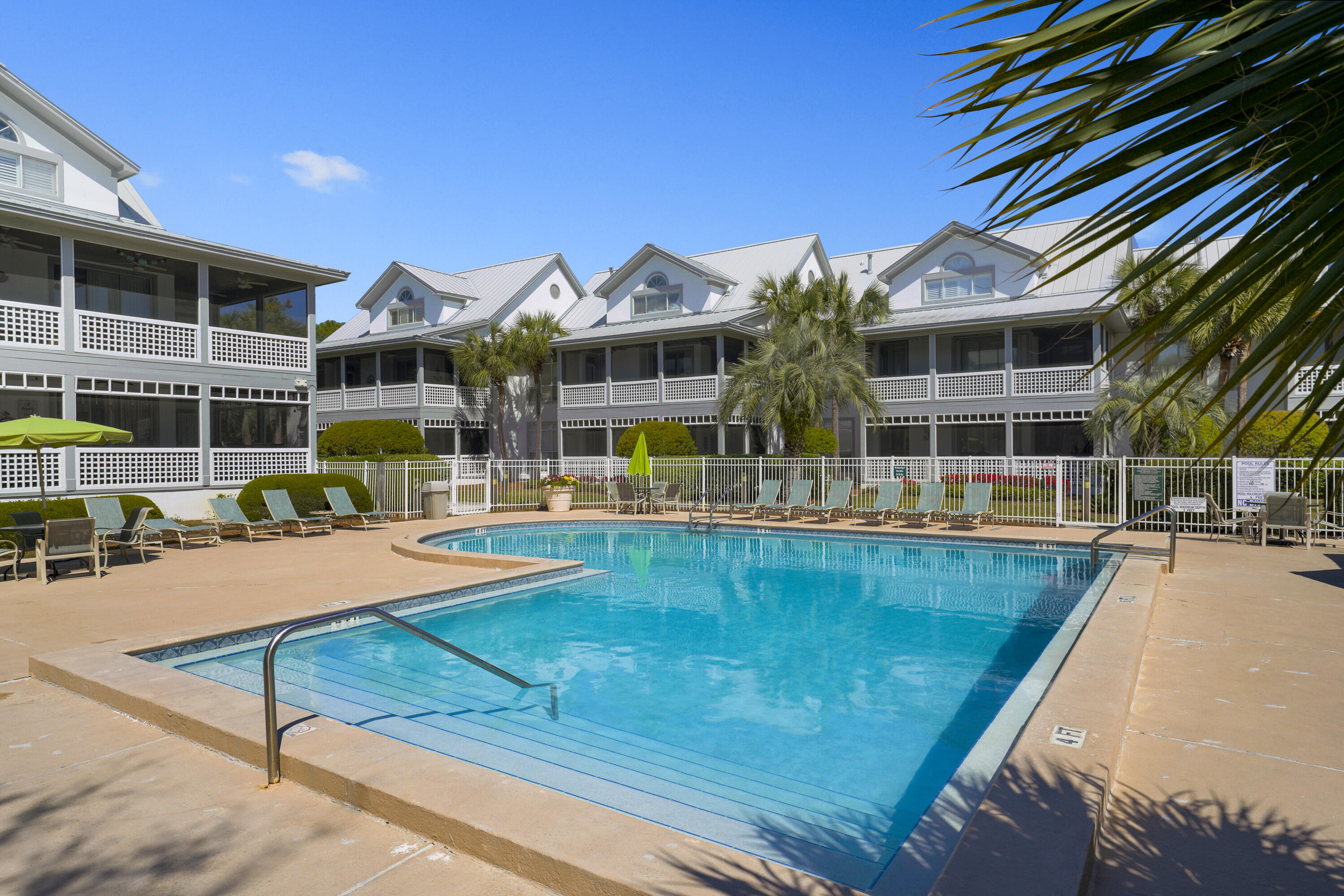 HIDDEN DUNES BEACH COTTAGES 1 - Residential