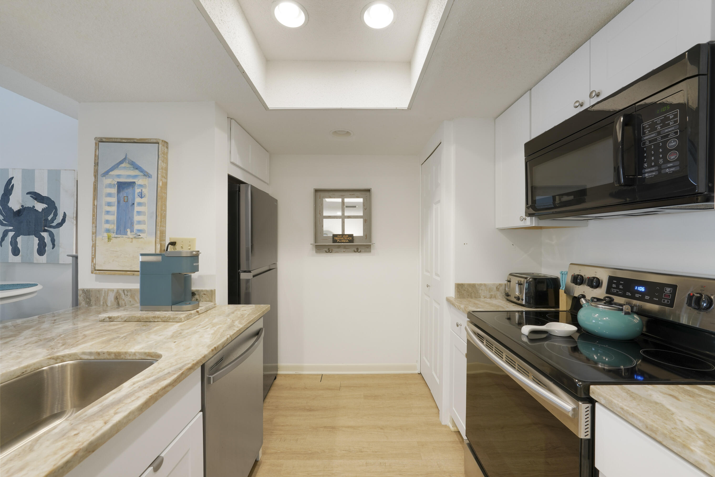 HIDDEN DUNES BEACH COTTAGES 1 - Residential