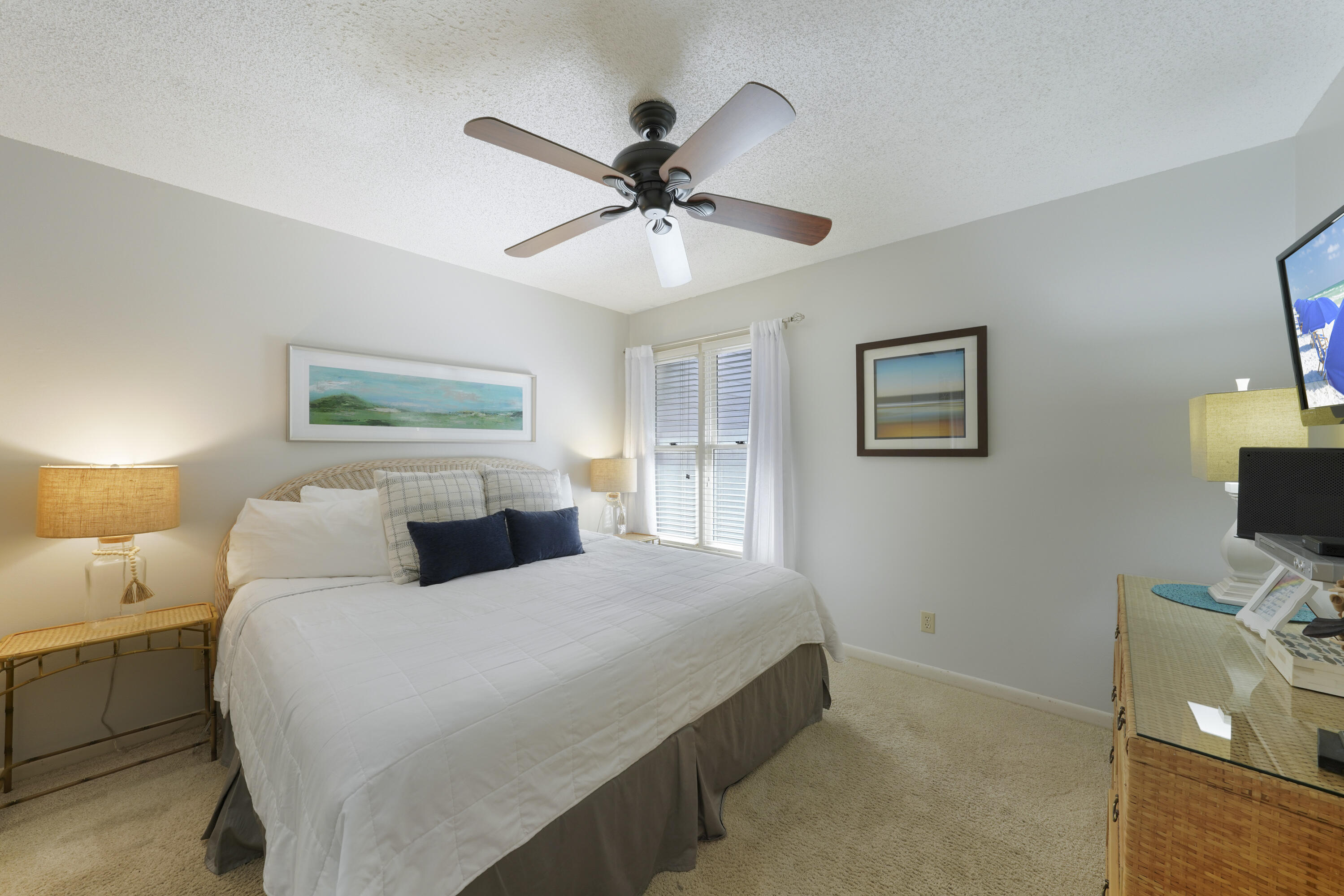 HIDDEN DUNES BEACH COTTAGES 1 - Residential