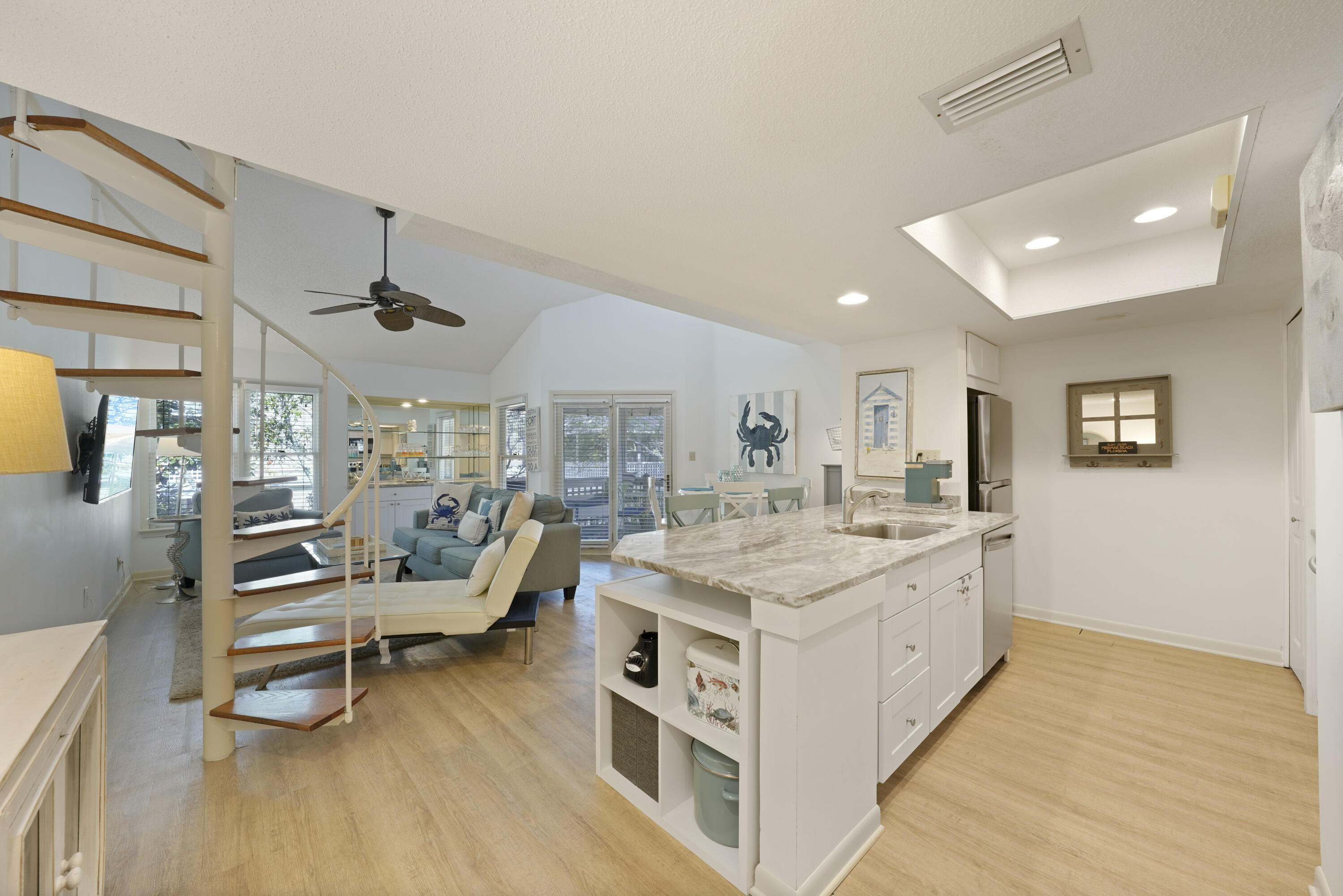 HIDDEN DUNES BEACH COTTAGES 1 - Residential