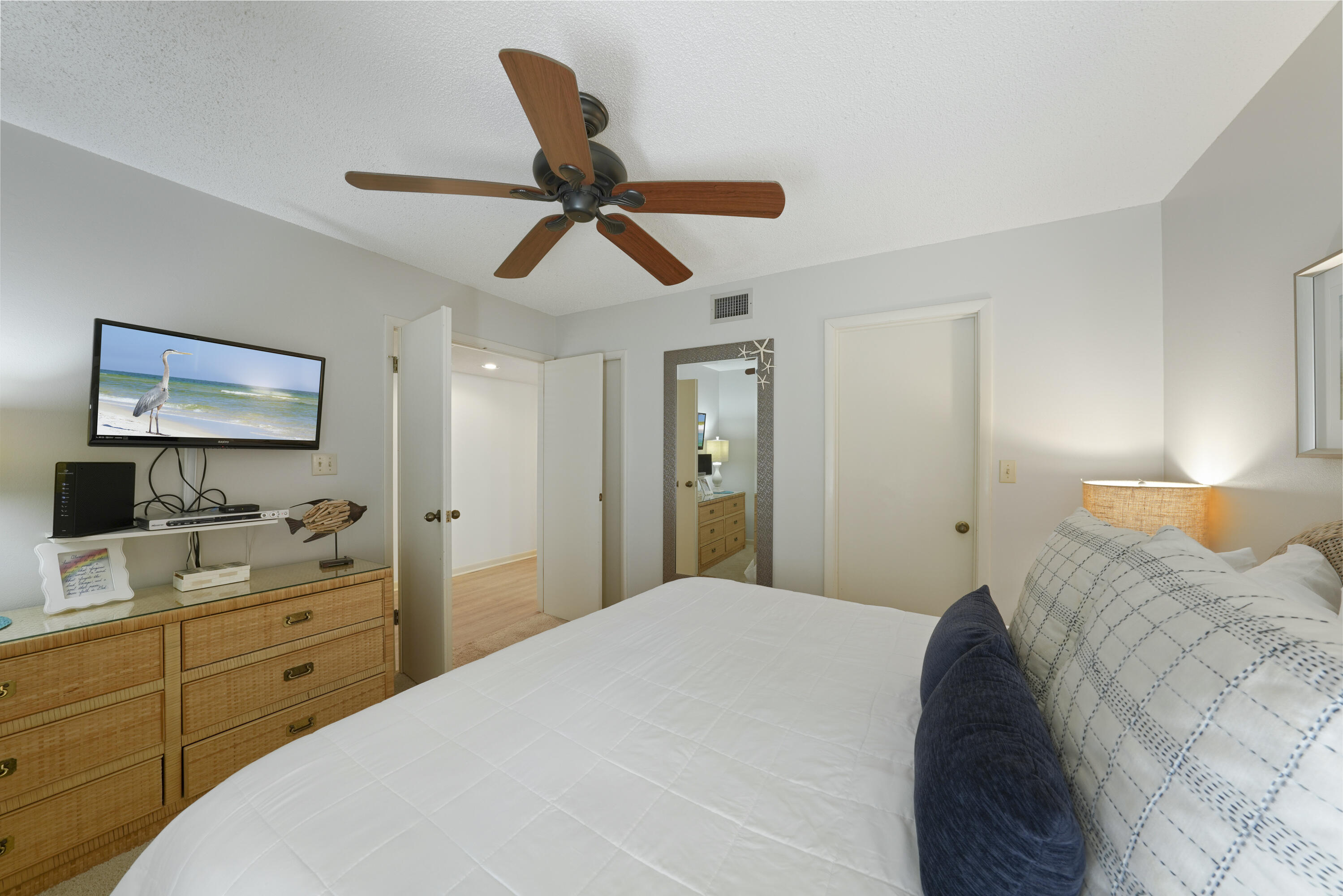 HIDDEN DUNES BEACH COTTAGES 1 - Residential