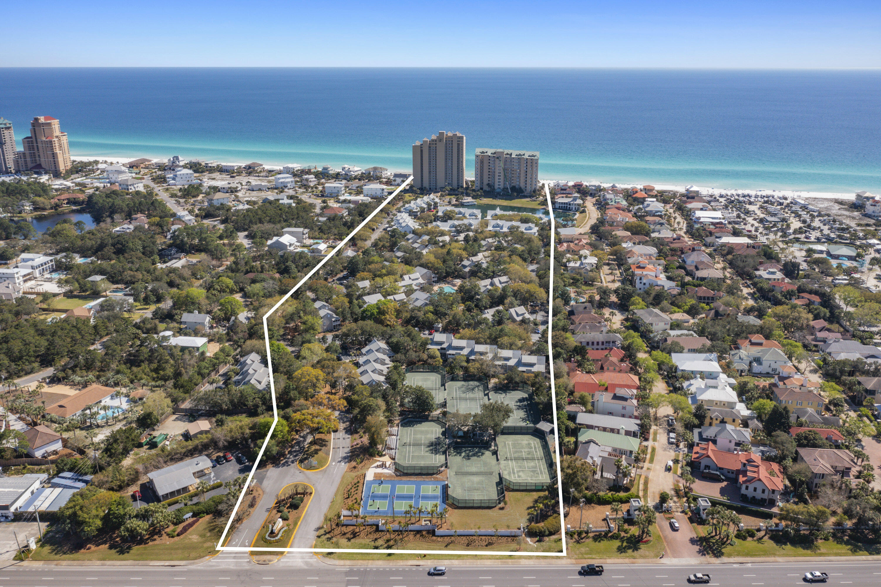 HIDDEN DUNES BEACH COTTAGES 1 - Residential