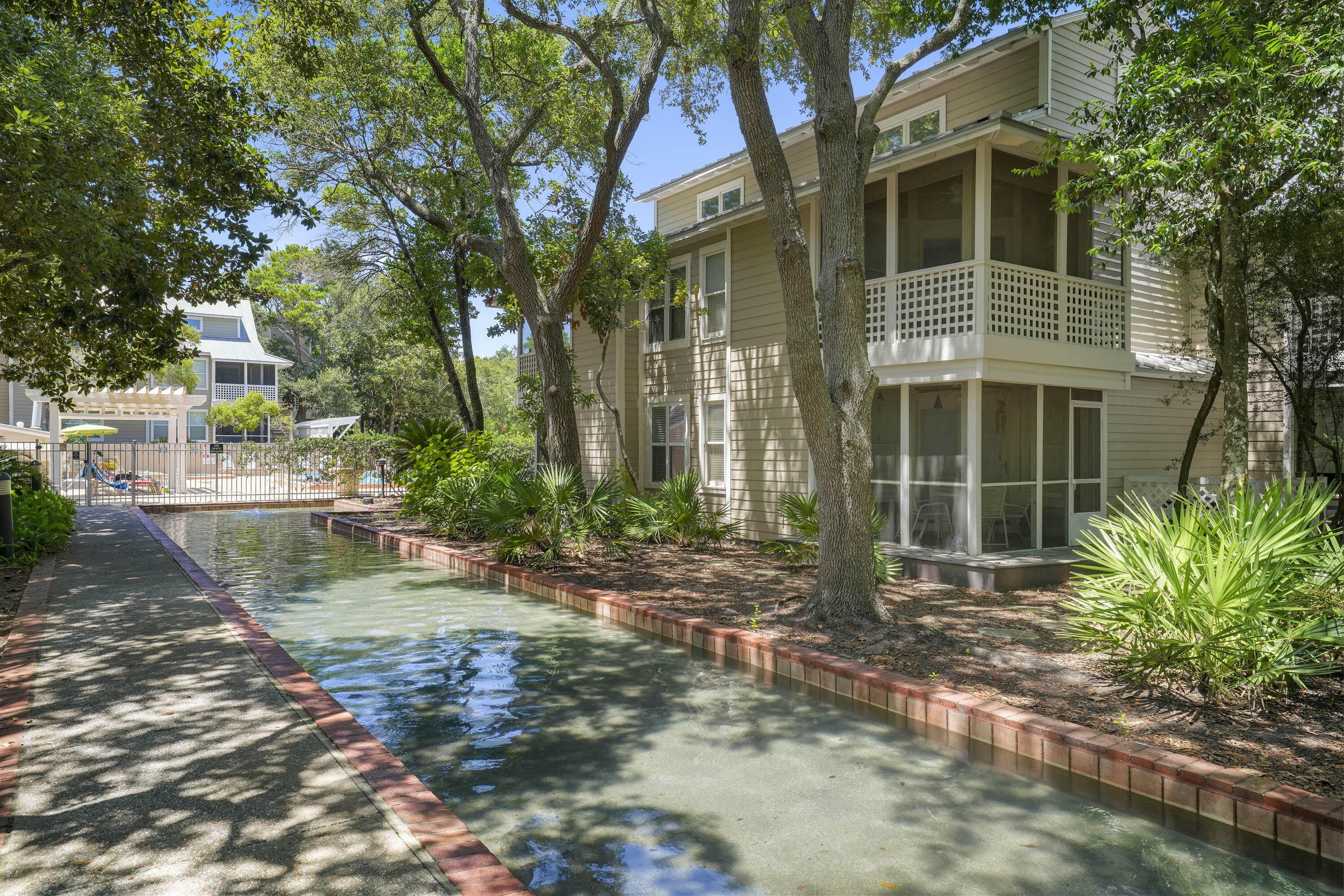 HIDDEN DUNES BEACH COTTAGES 1 - Residential
