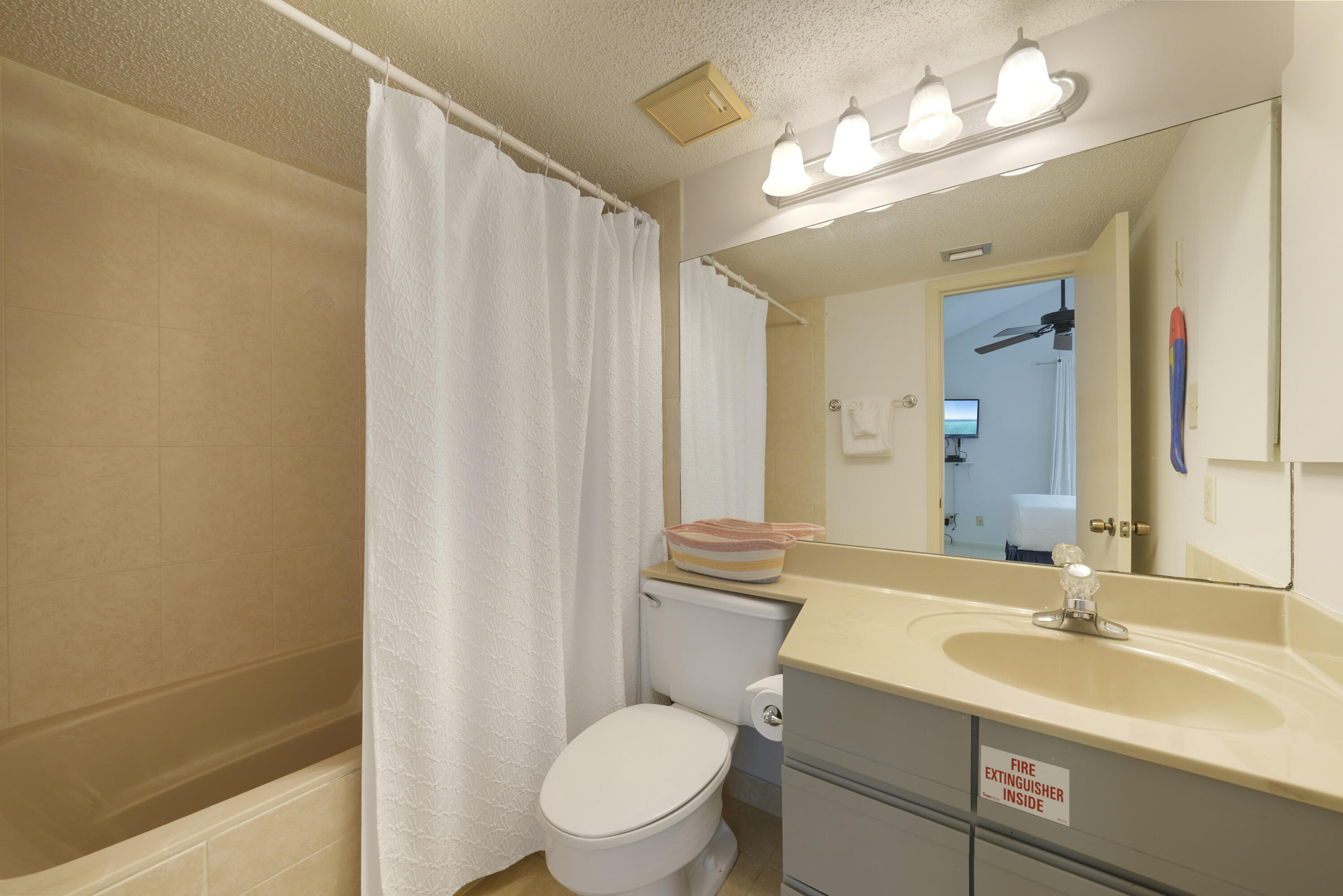 HIDDEN DUNES BEACH COTTAGES 1 - Residential