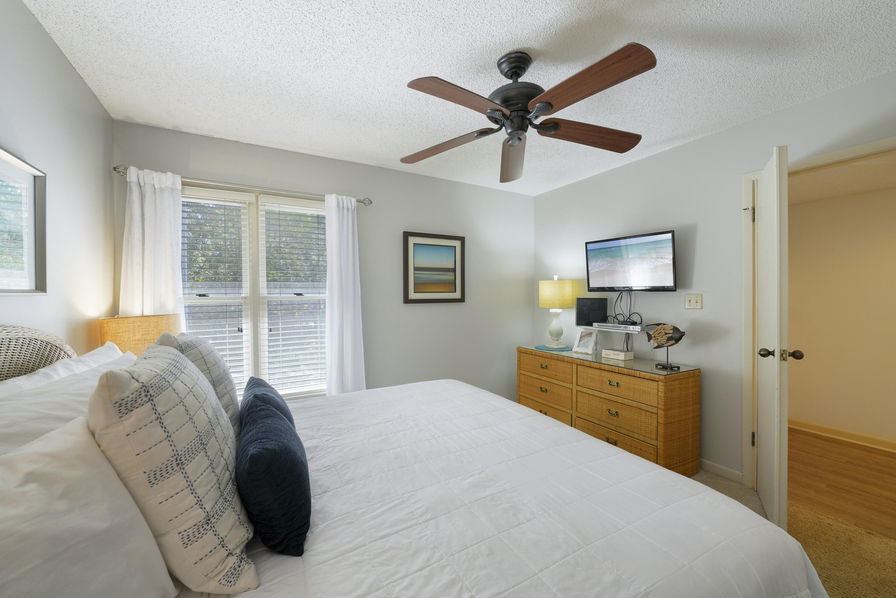 HIDDEN DUNES BEACH COTTAGES 1 - Residential
