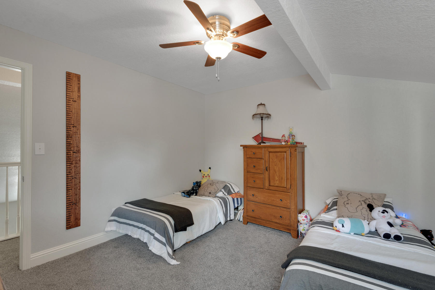 PINEWOOD ESTATES - Residential