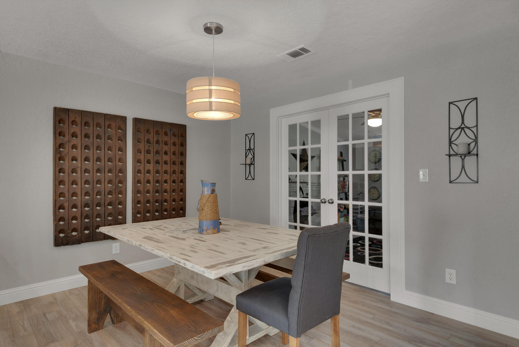 PINEWOOD ESTATES - Residential