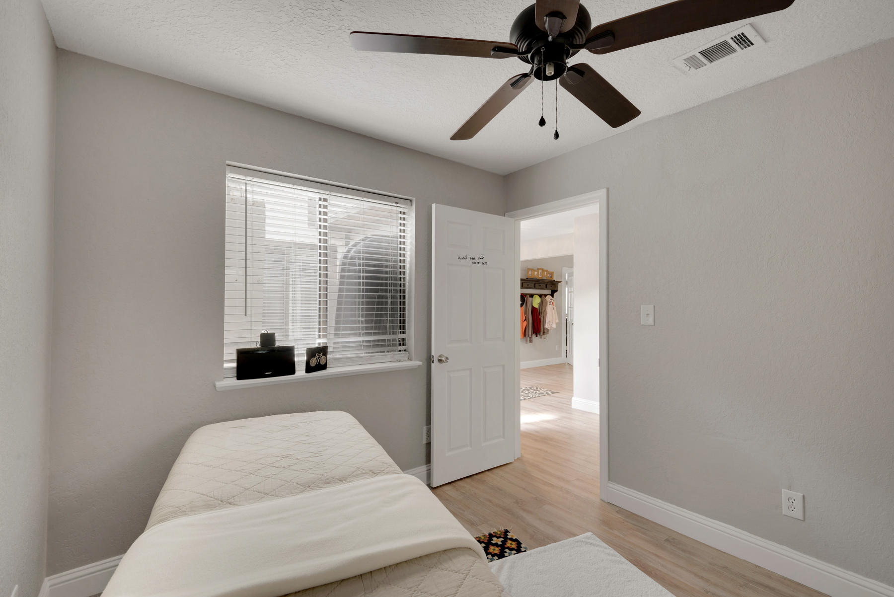 PINEWOOD ESTATES - Residential