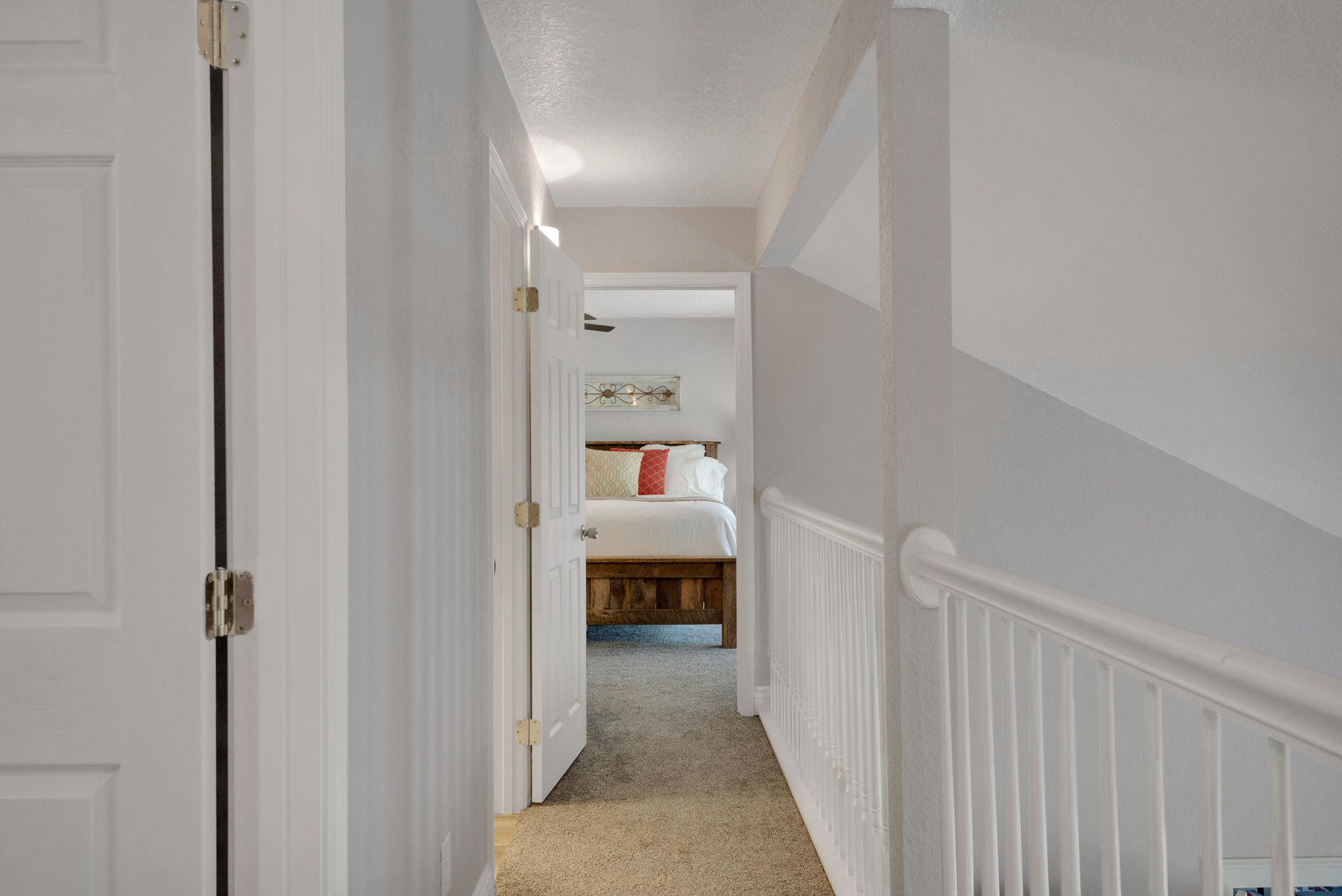 PINEWOOD ESTATES - Residential