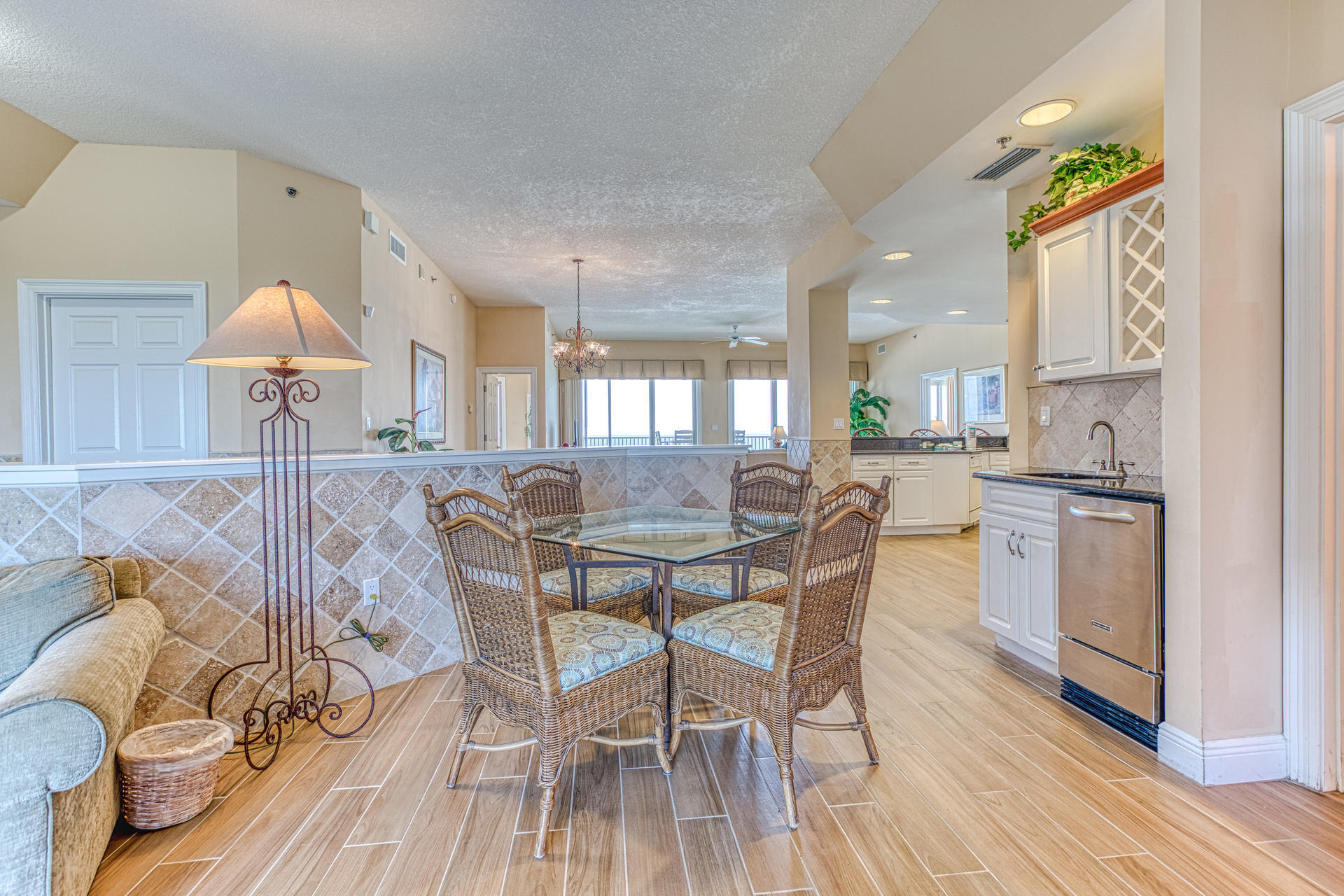 EMPRESS - Residential