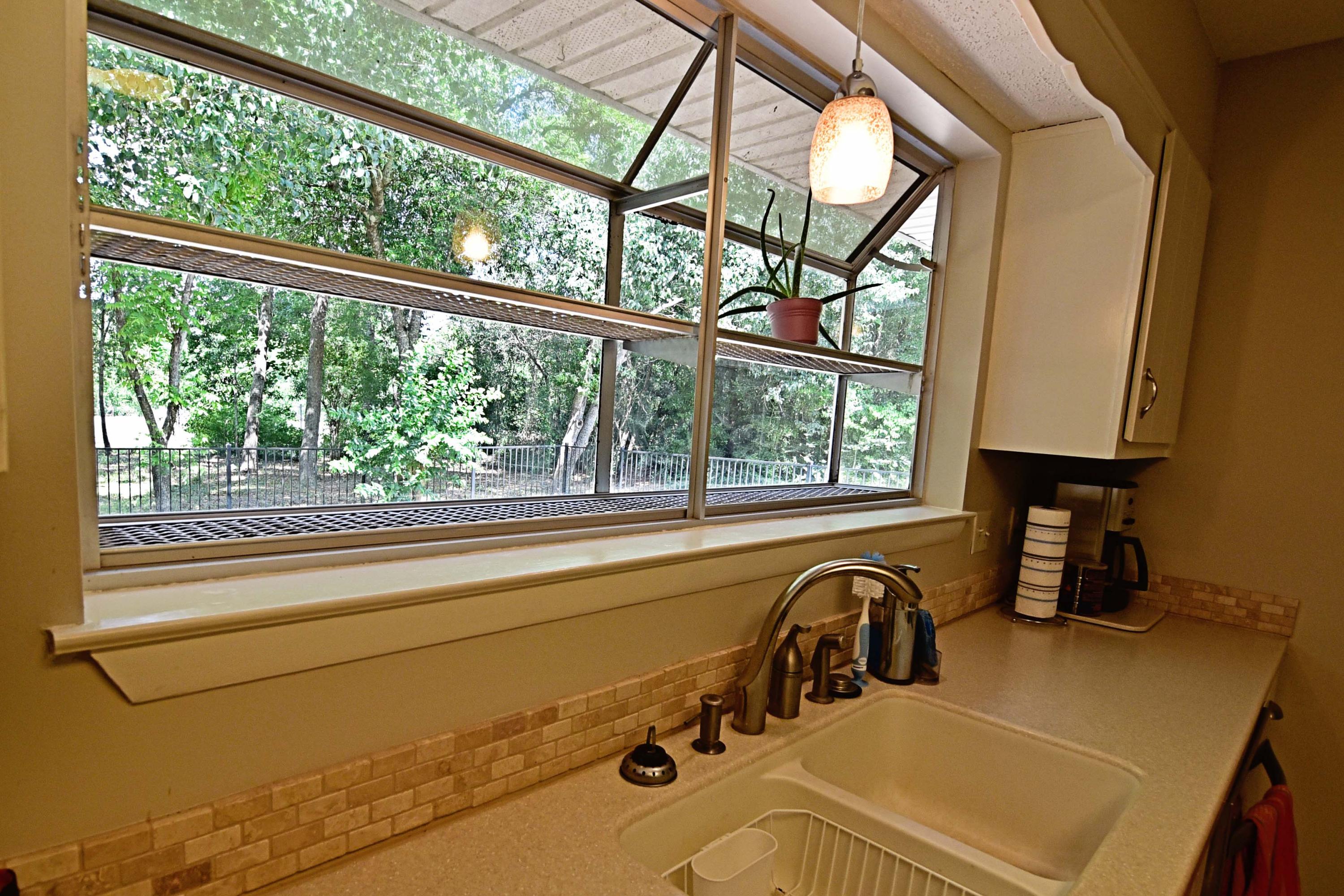 ROCKY BAYOU COUNTRY CLUB ESTATES 1 - Residential