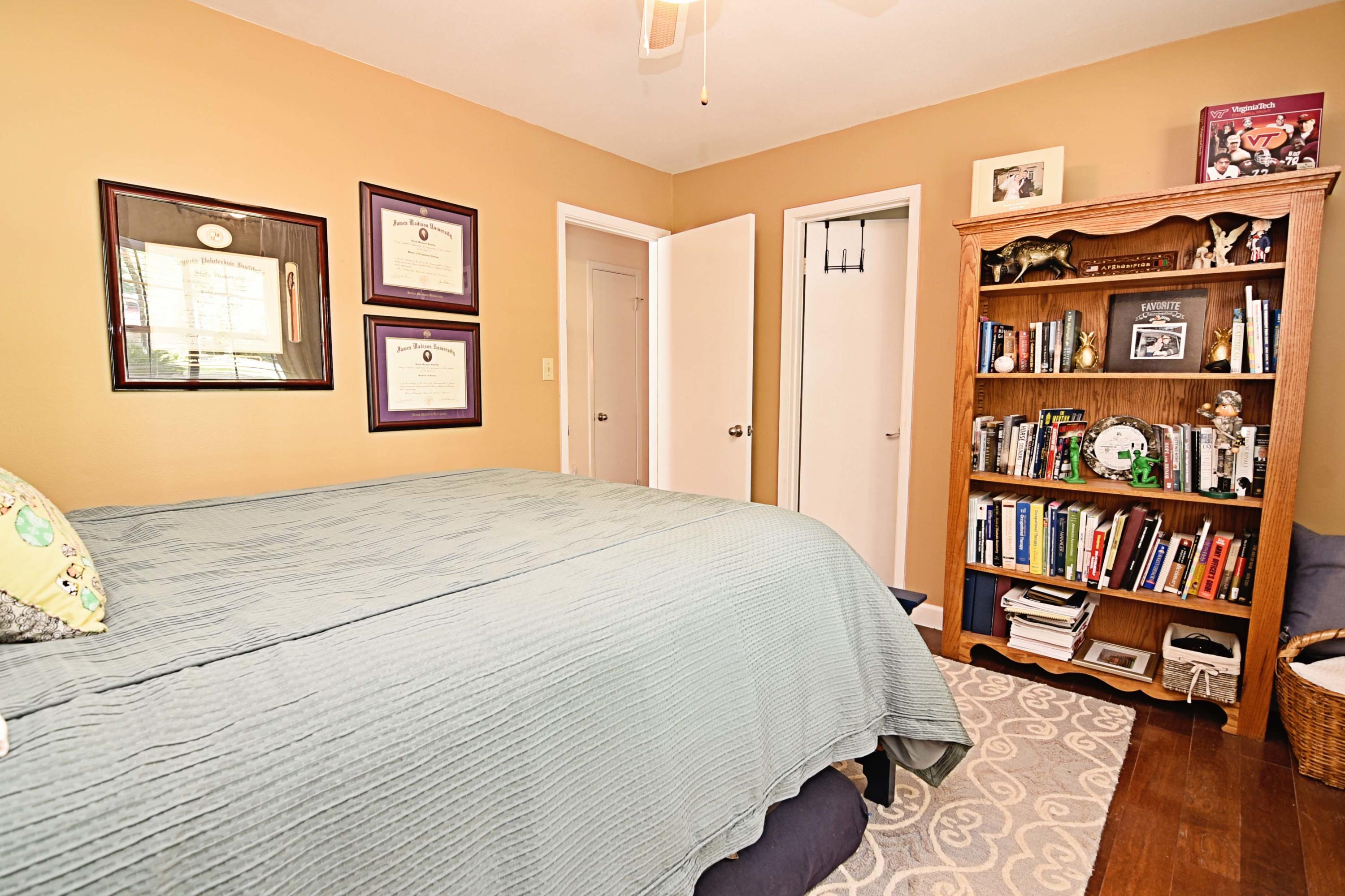 ROCKY BAYOU COUNTRY CLUB ESTATES 1 - Residential