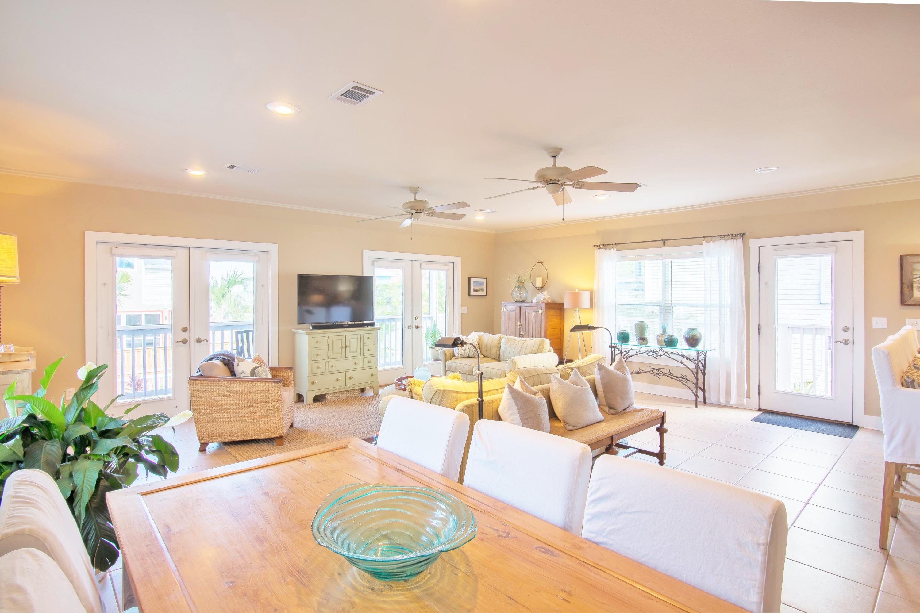 GRAYTON BEACH - Residential