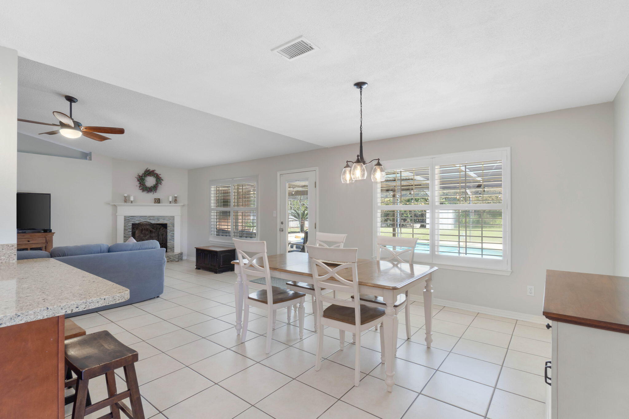 BISCAYNE POINTE - Residential