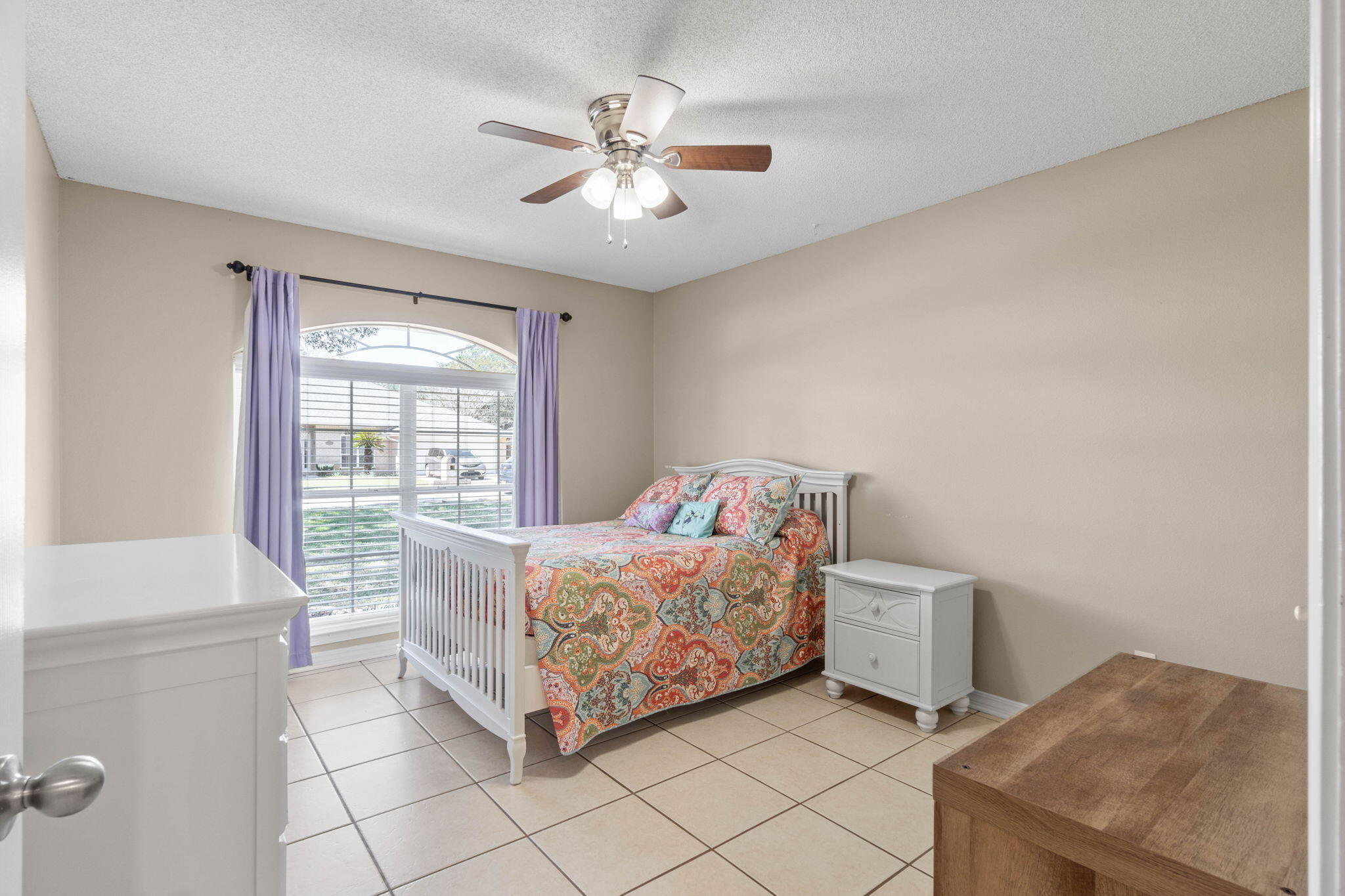 BISCAYNE POINTE - Residential