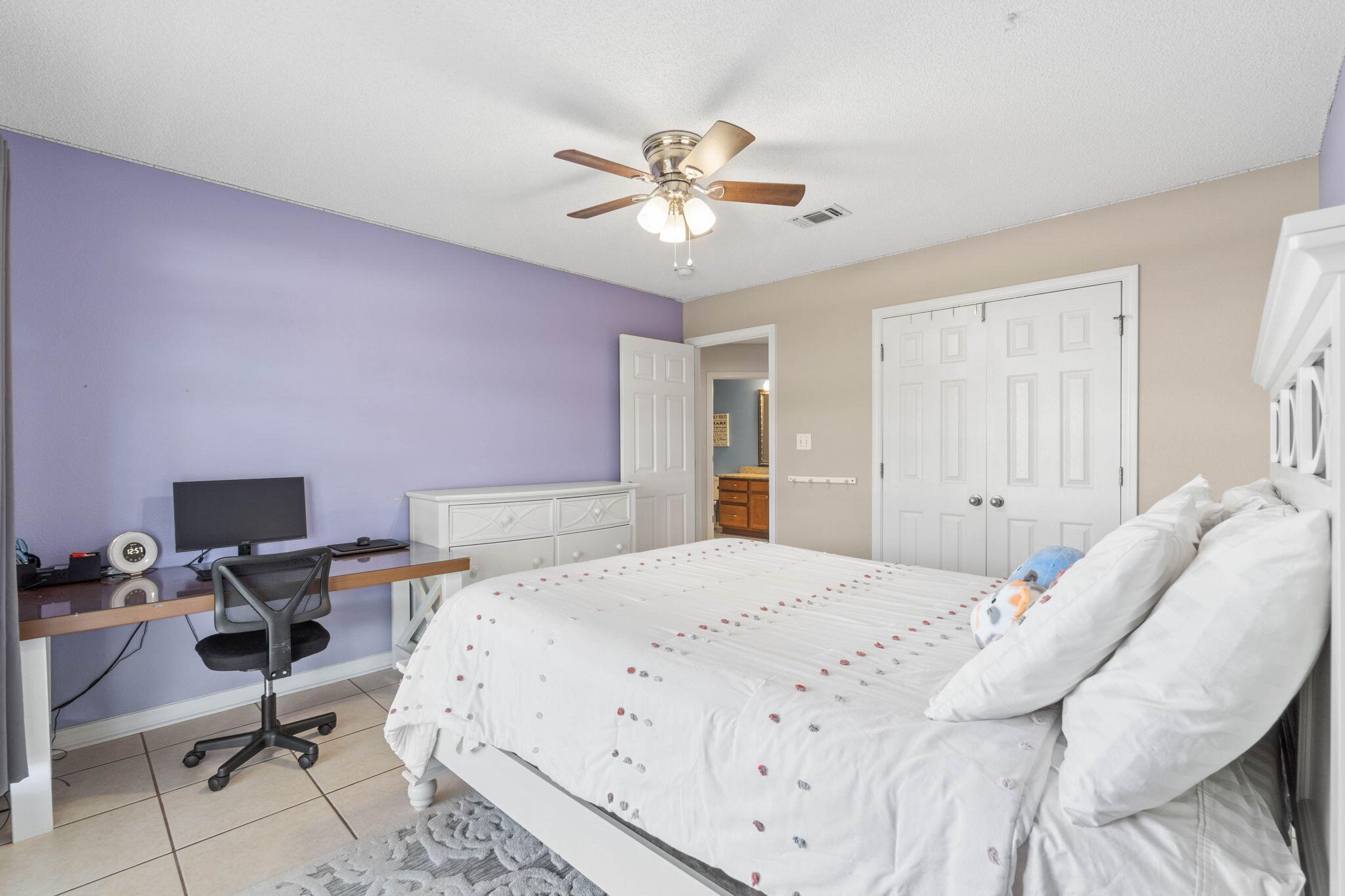 BISCAYNE POINTE - Residential