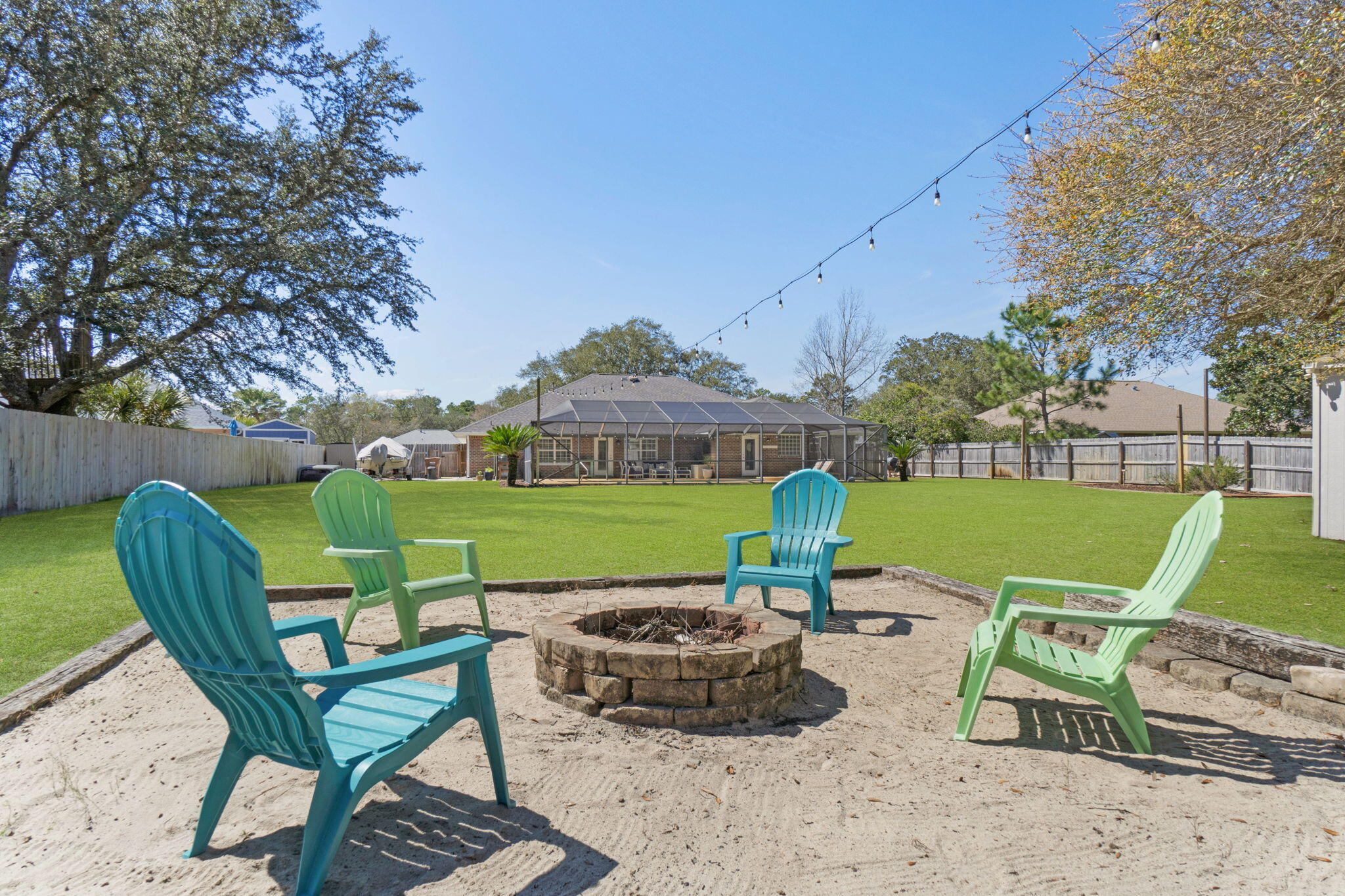 BISCAYNE POINTE - Residential