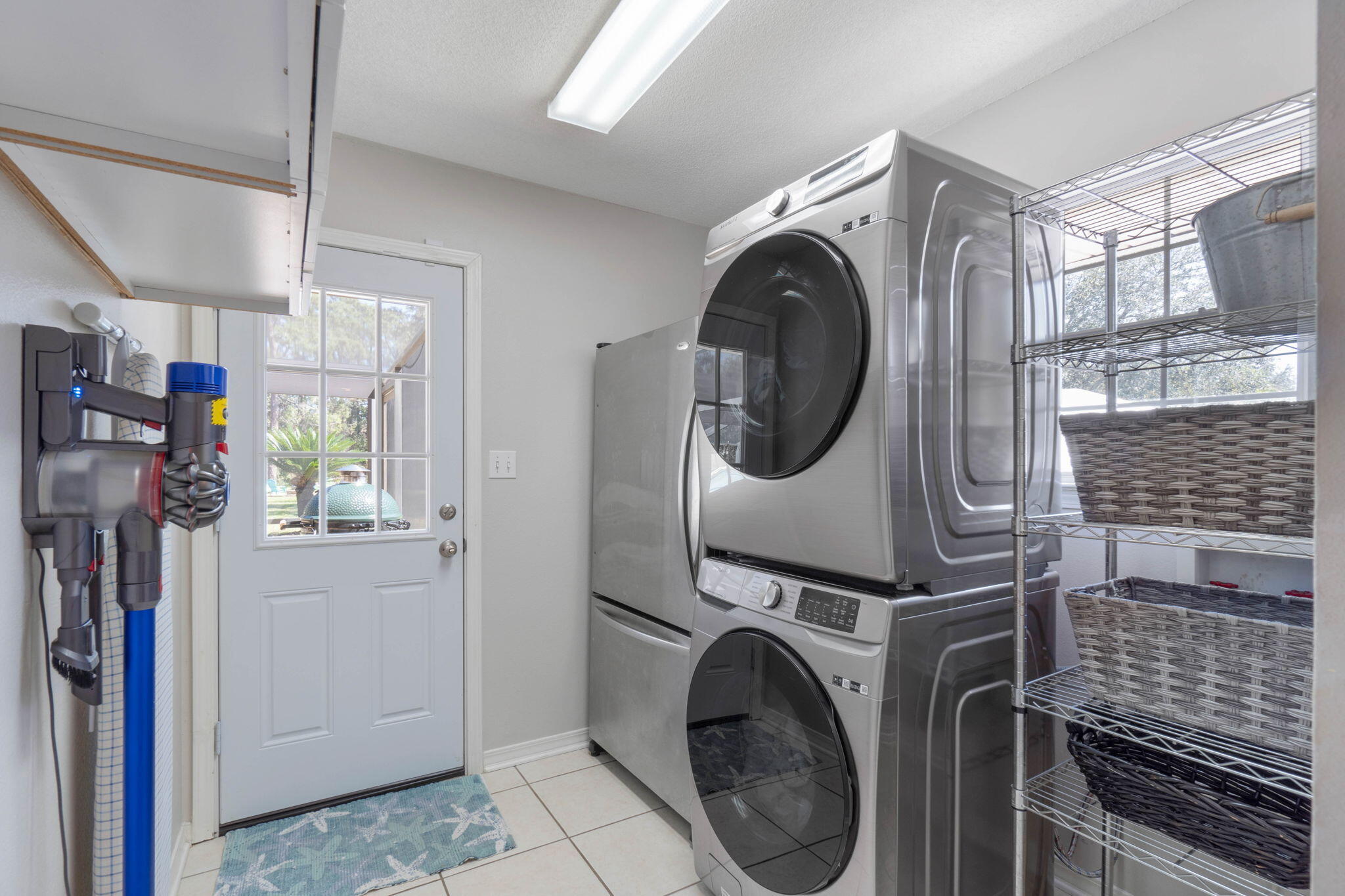 BISCAYNE POINTE - Residential