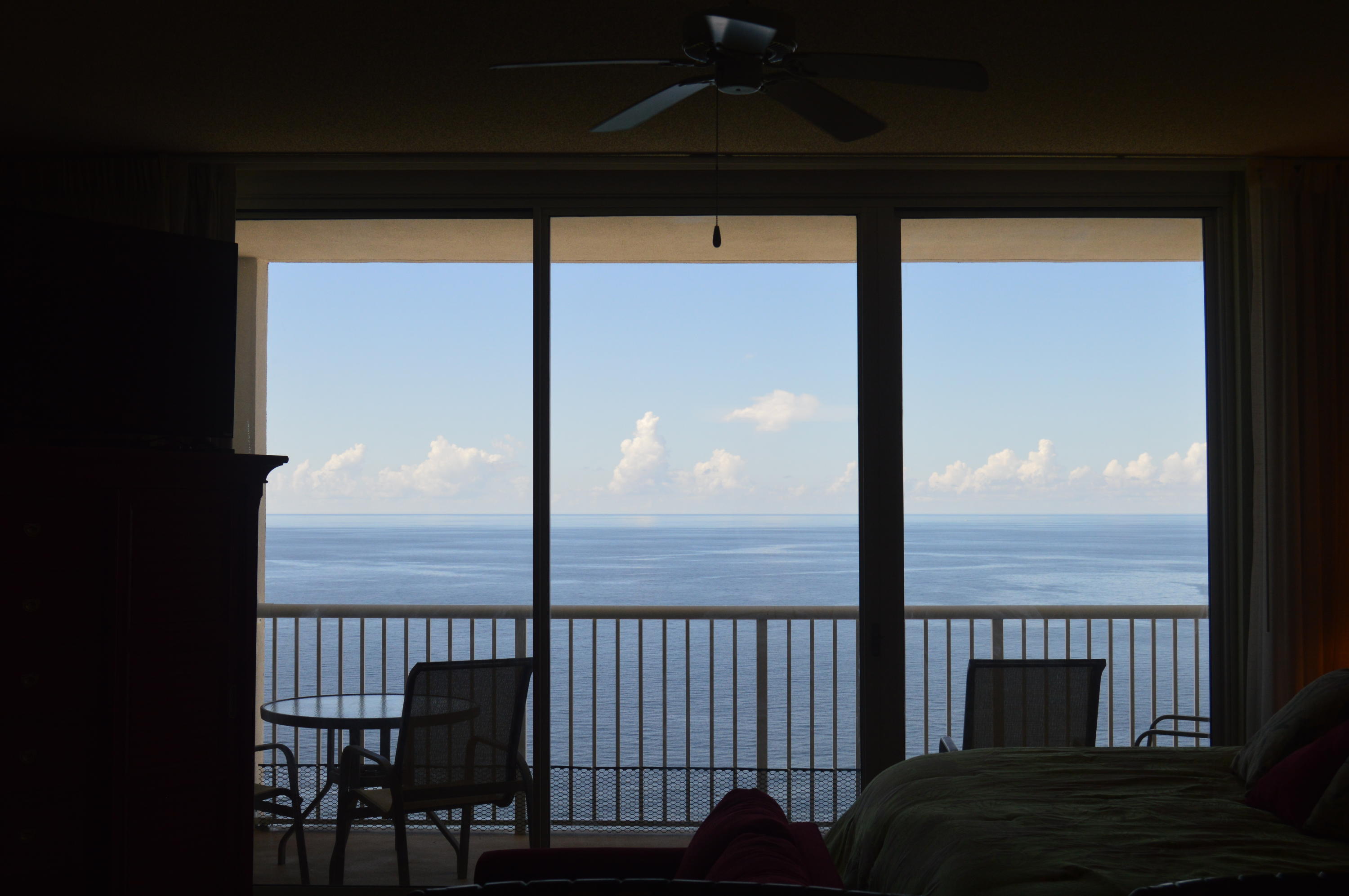 MAJESTIC BEACH TOWERS I - Residential