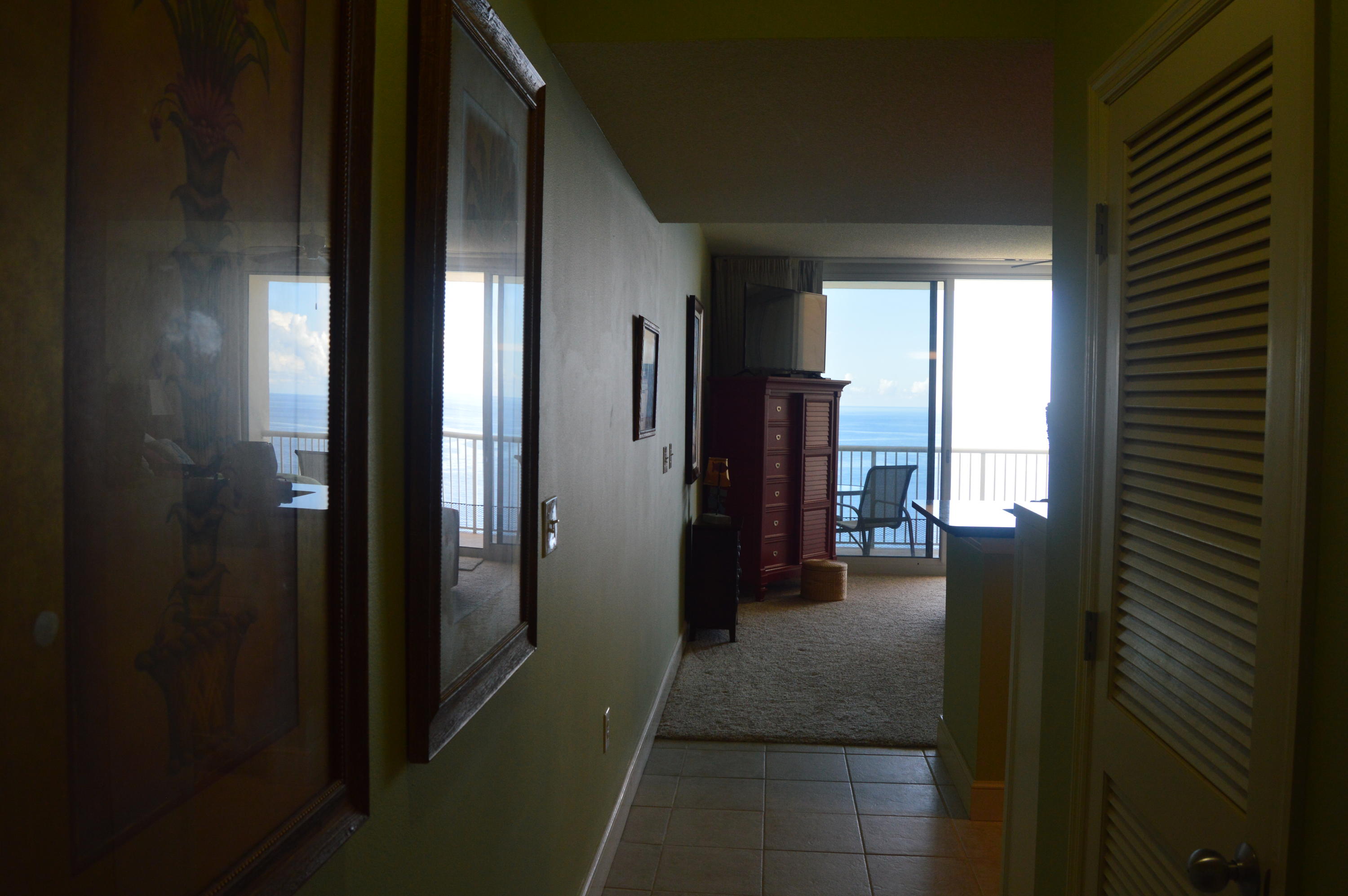 MAJESTIC BEACH TOWERS I - Residential