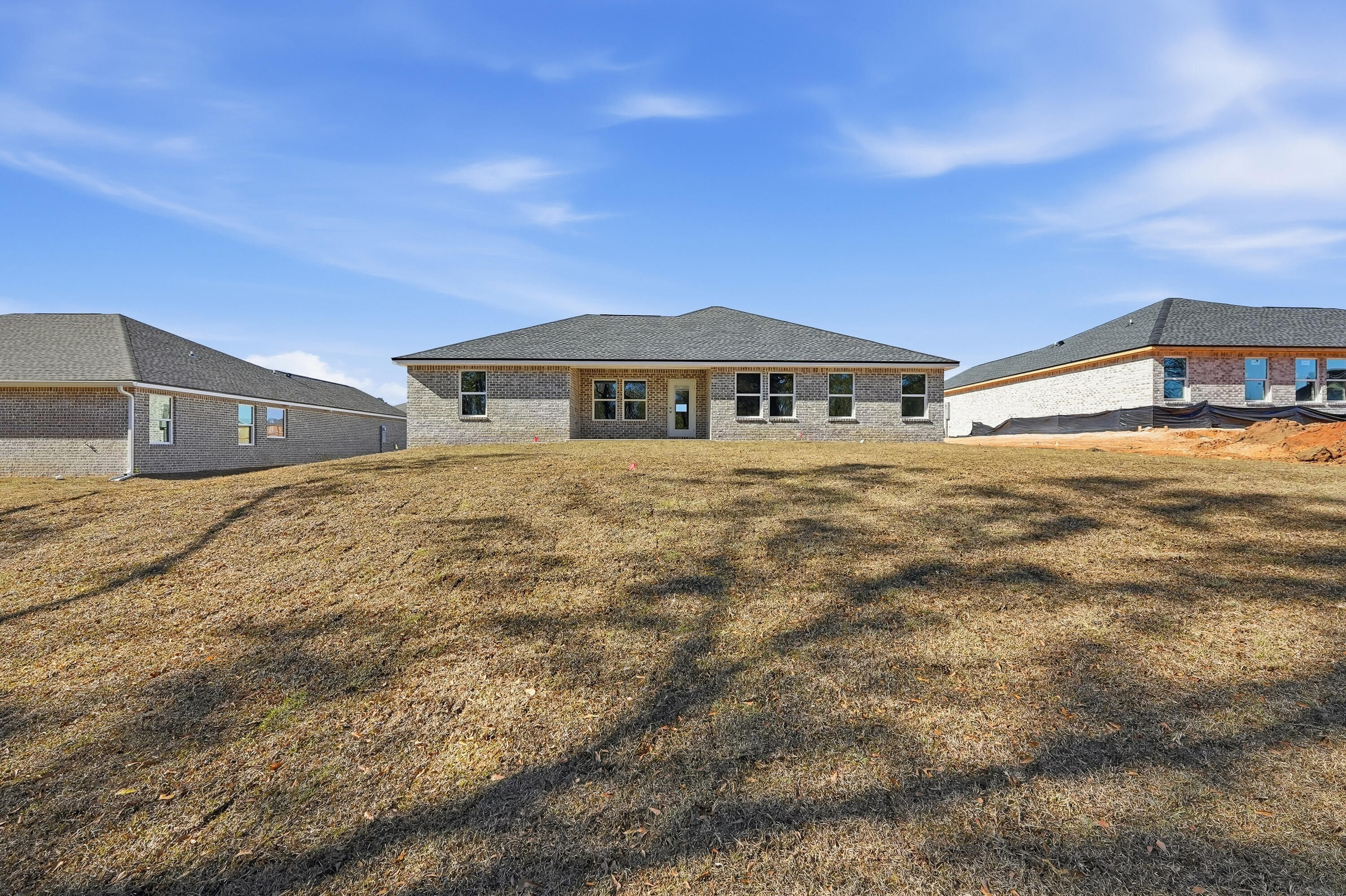 SOUTHERN DAY CHATEAU - Residential