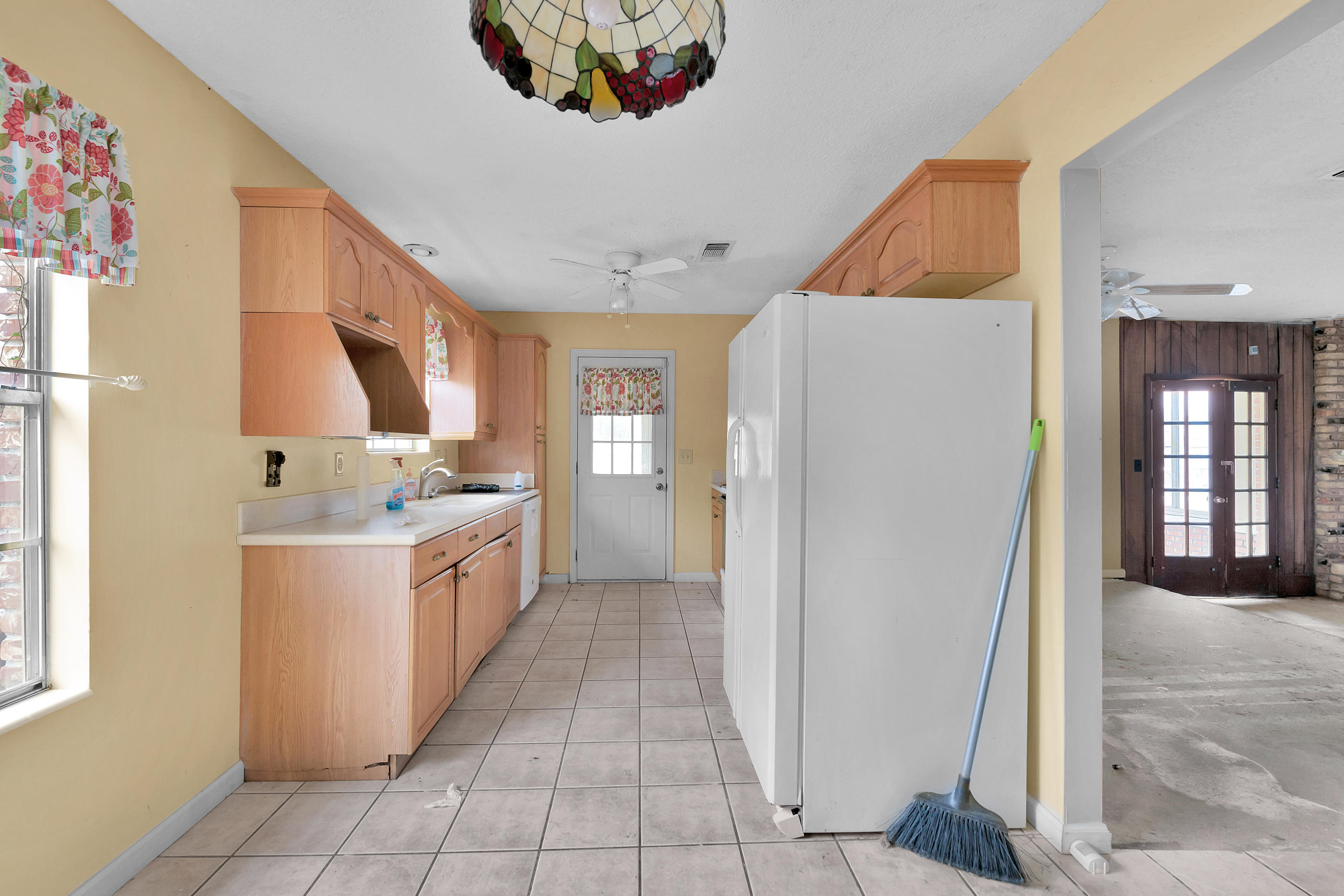 PALM ESTATES UNIT 4 - Residential