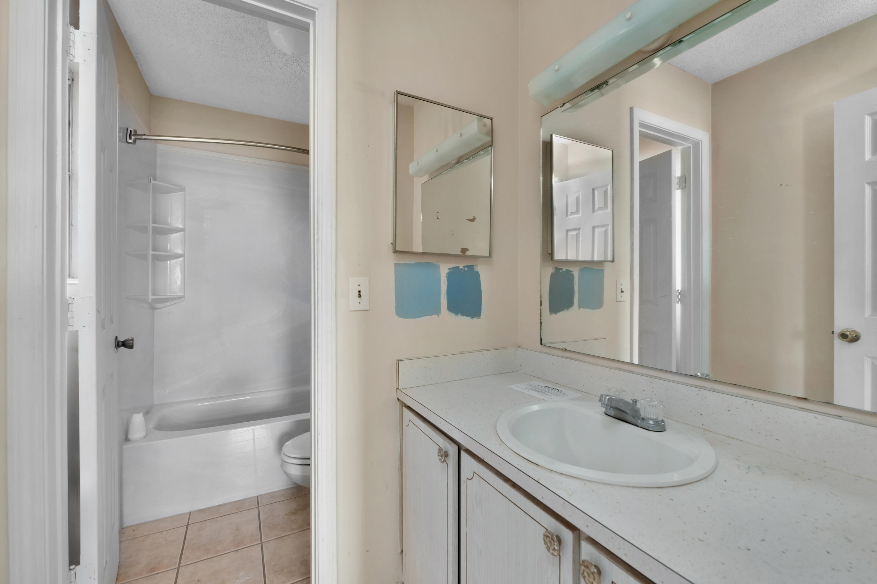 PALM ESTATES UNIT 4 - Residential