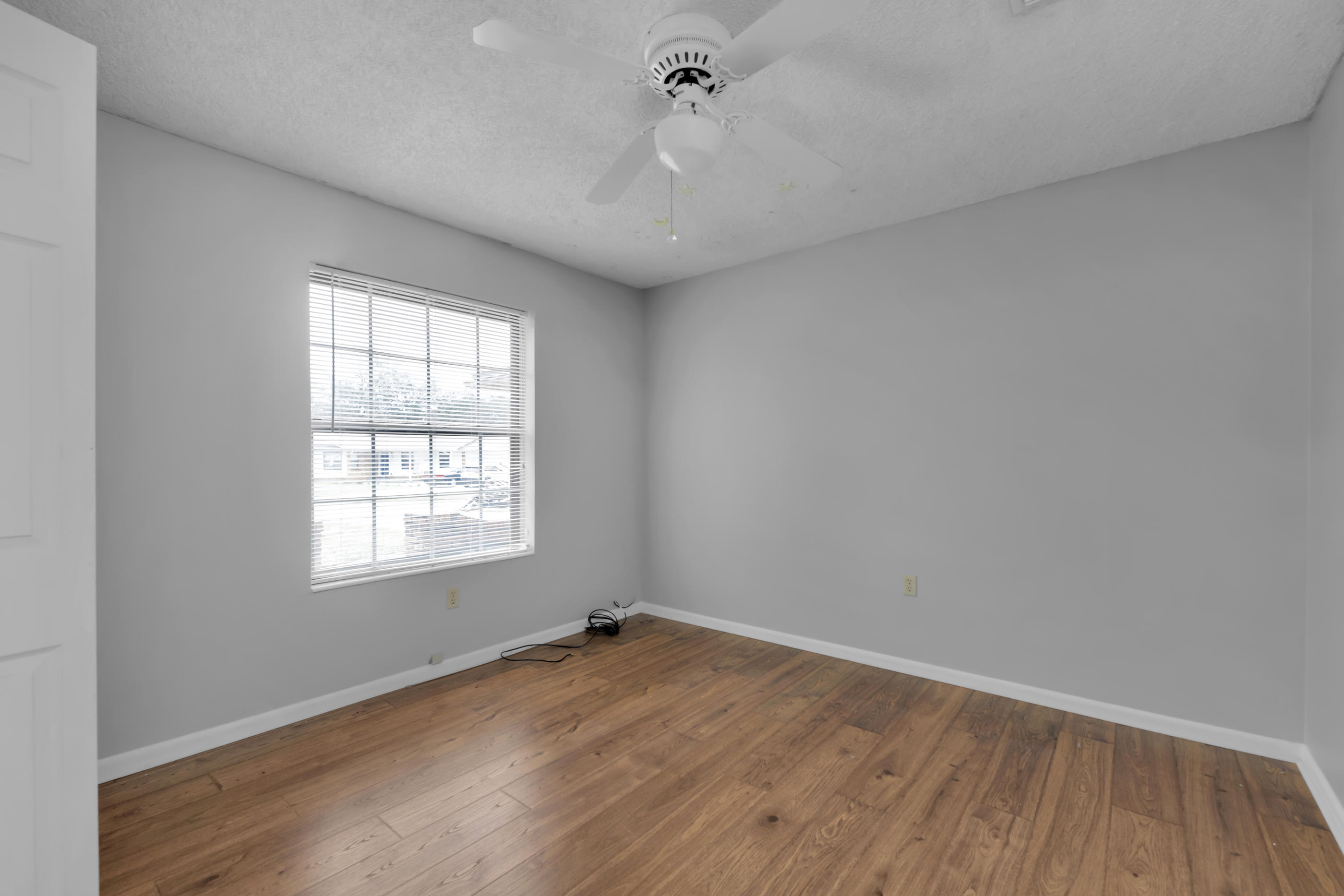 PALM ESTATES UNIT 4 - Residential