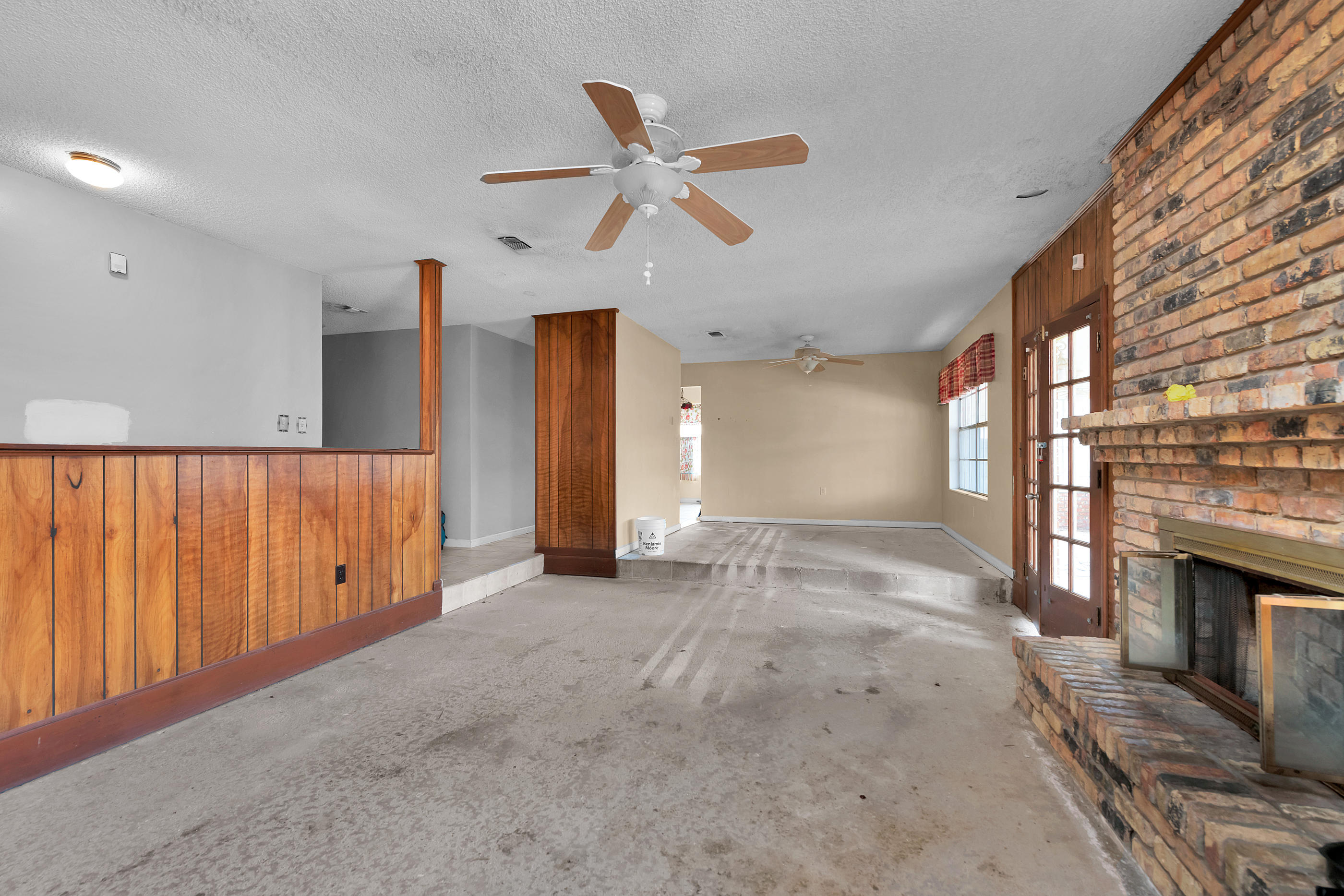 PALM ESTATES UNIT 4 - Residential