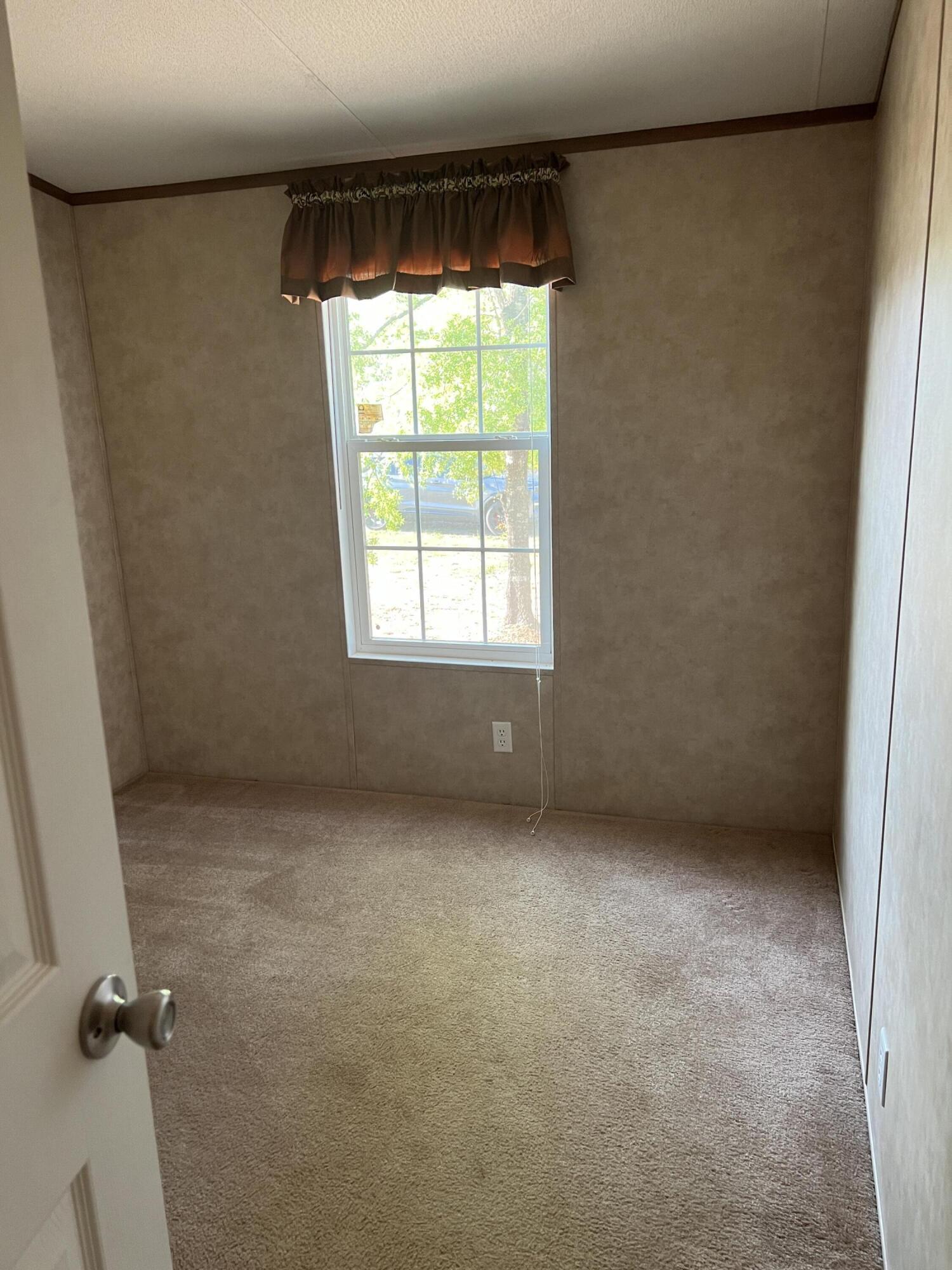 OAKWOOD HILLS UNIT 1 - Residential