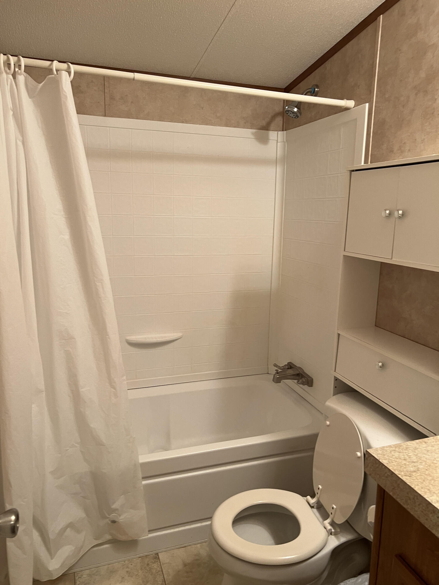 OAKWOOD HILLS UNIT 1 - Residential