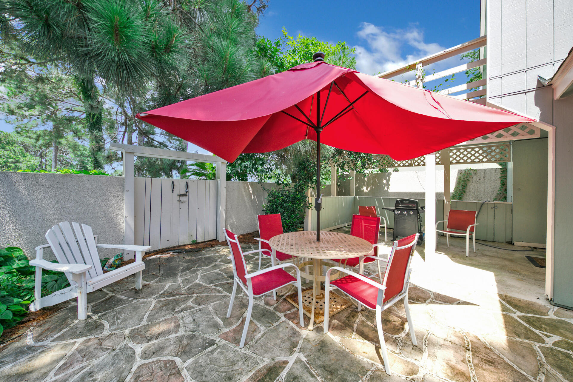 LINKSIDE VILLAGE UNIT 1 - Residential