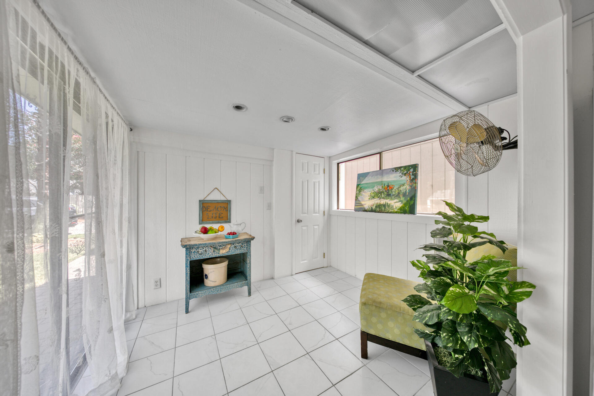 LINKSIDE VILLAGE UNIT 1 - Residential