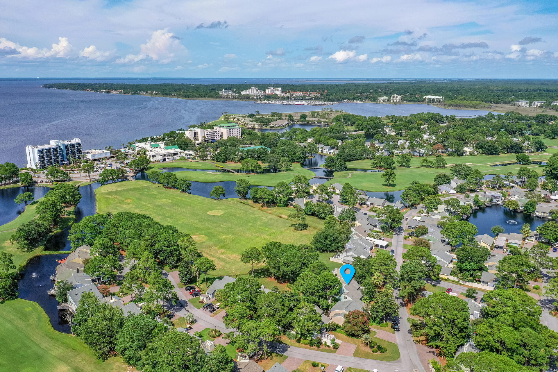 LINKSIDE VILLAGE UNIT 1 - Residential