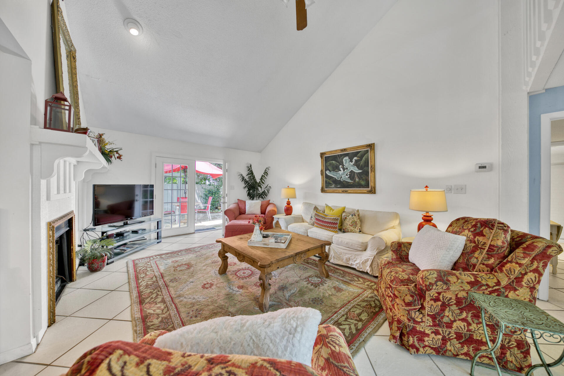 LINKSIDE VILLAGE UNIT 1 - Residential