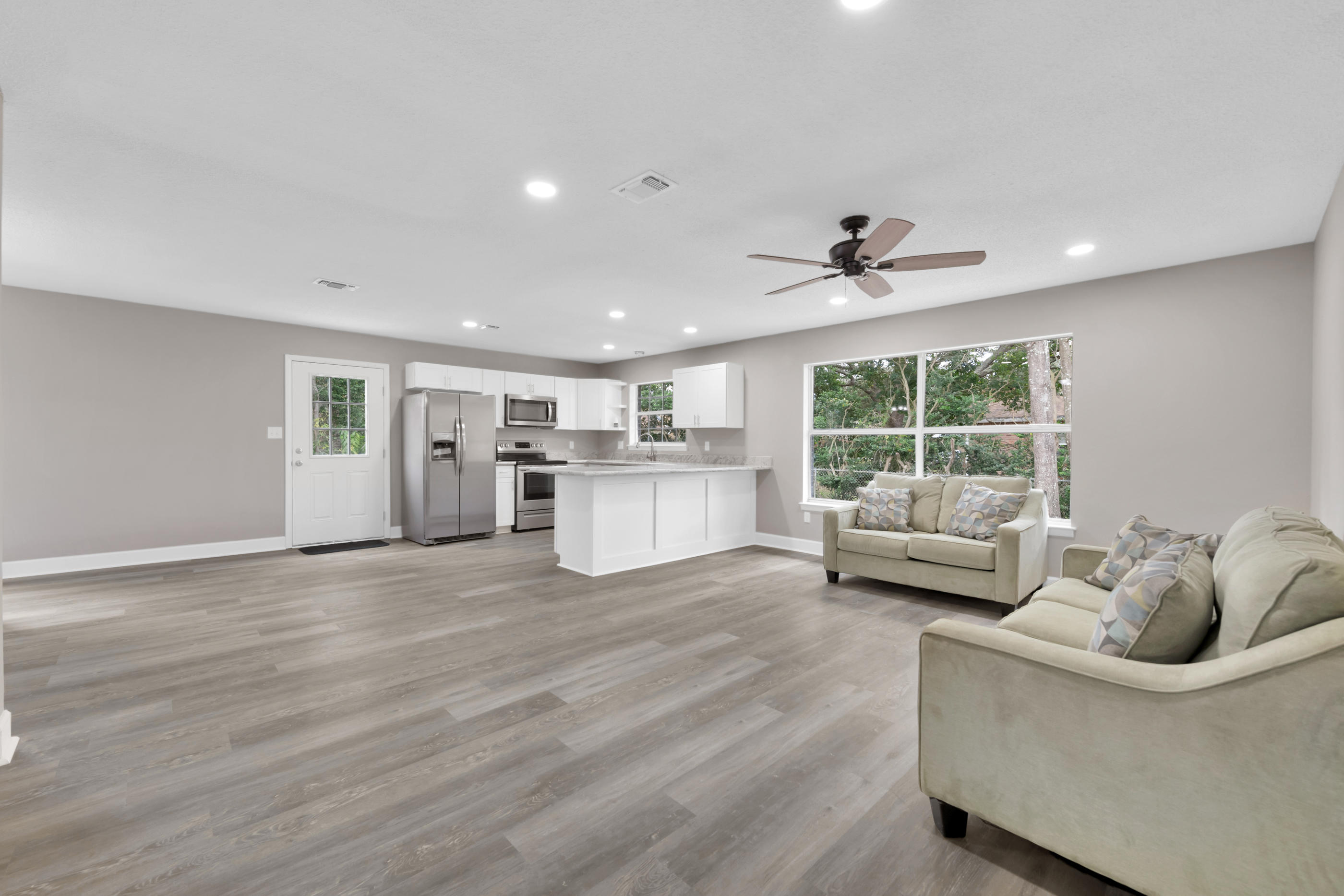 MIDPINES - Residential