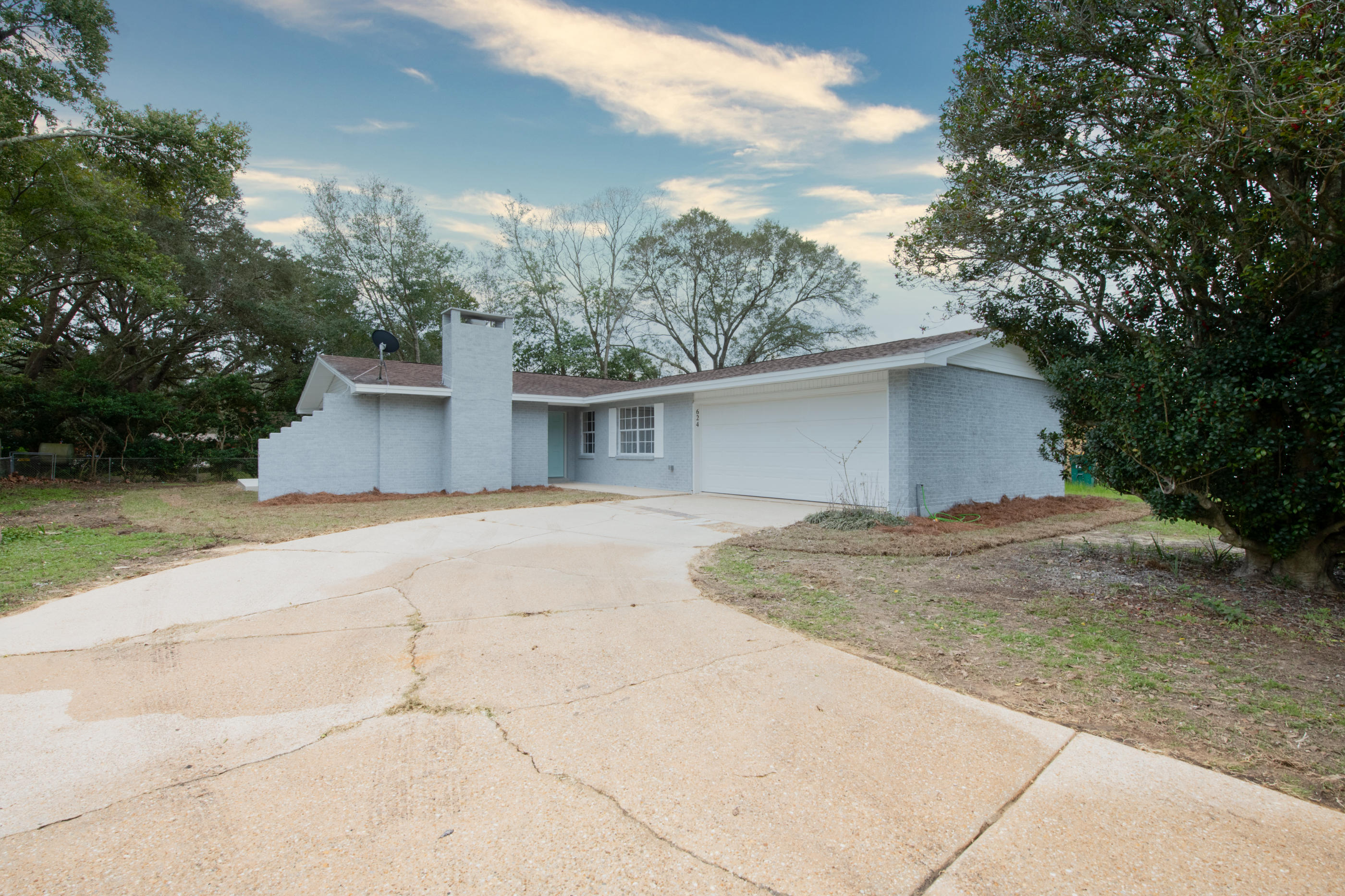 MIDPINES - Residential