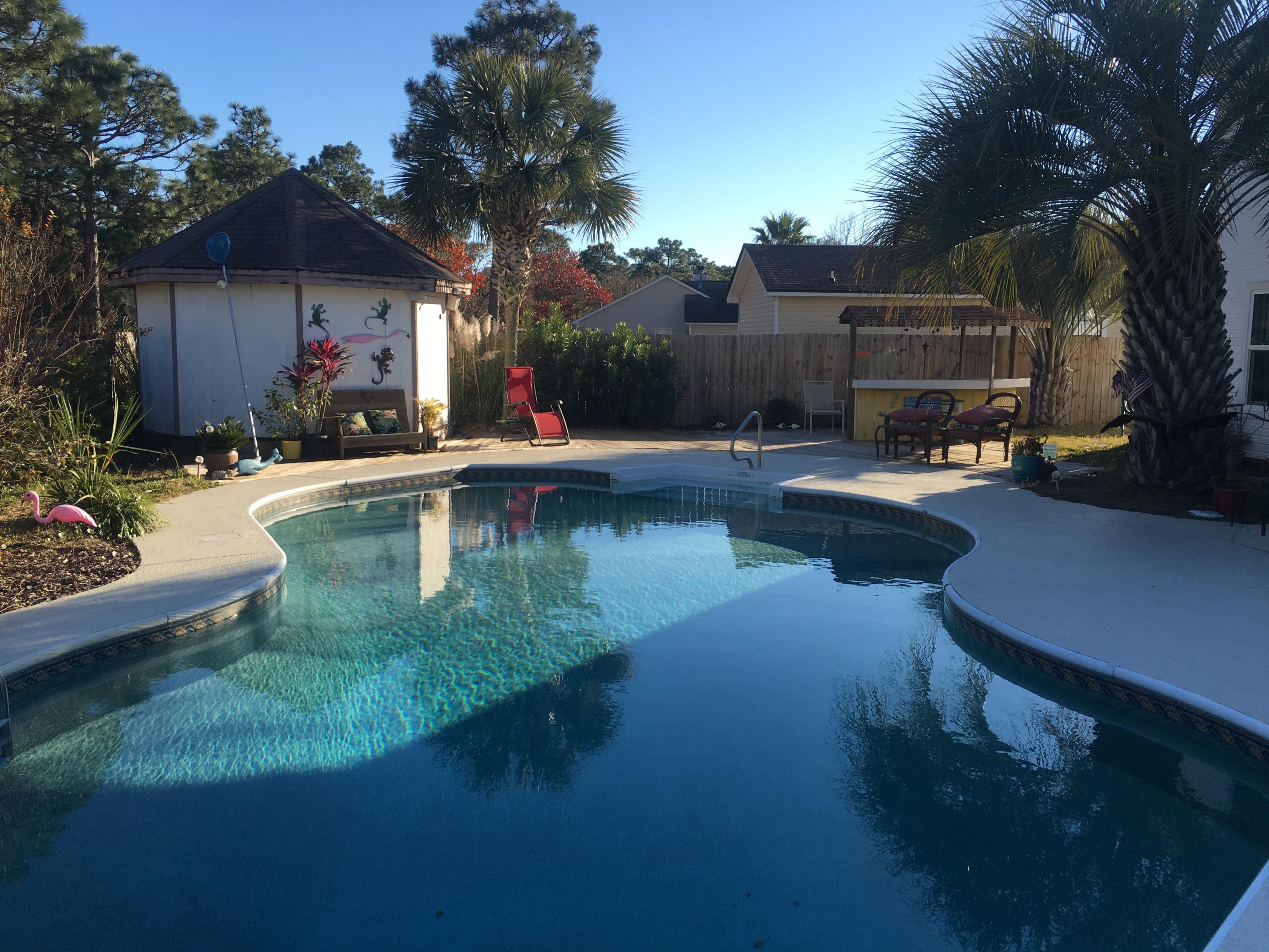 FOX DEN VILLAGES - Residential