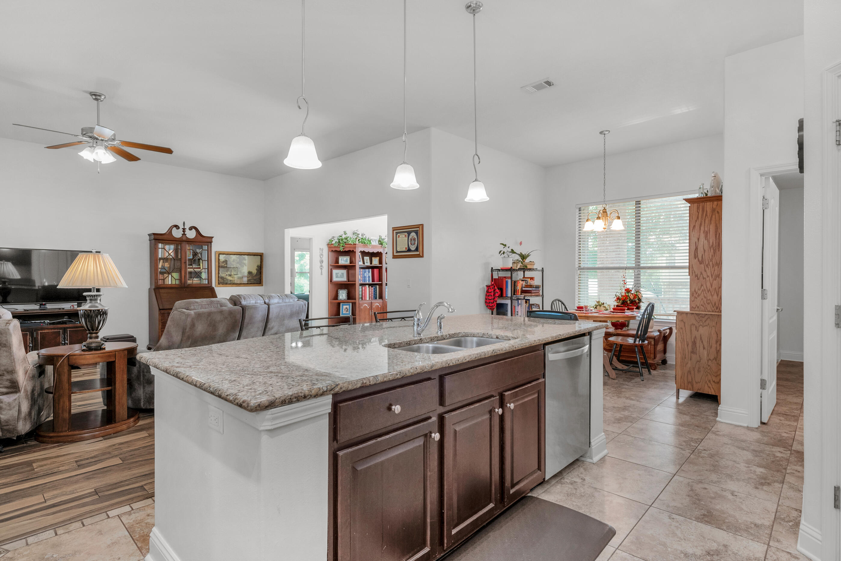 BROOKE ESTATES PH III - Residential