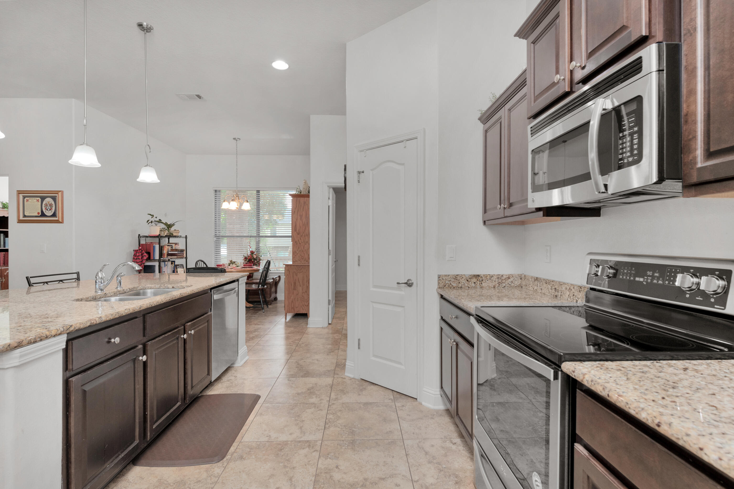 BROOKE ESTATES PH III - Residential