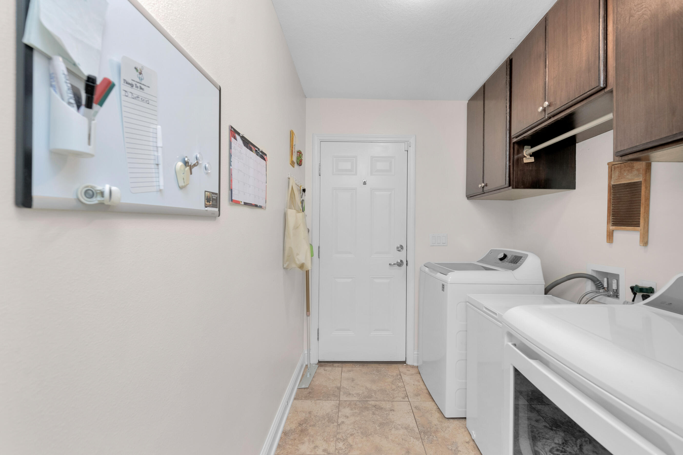 BROOKE ESTATES PH III - Residential