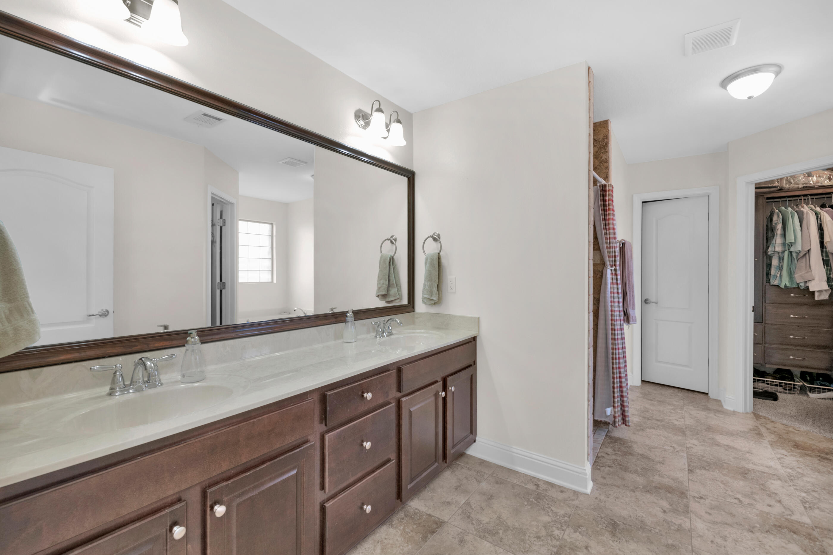 BROOKE ESTATES PH III - Residential