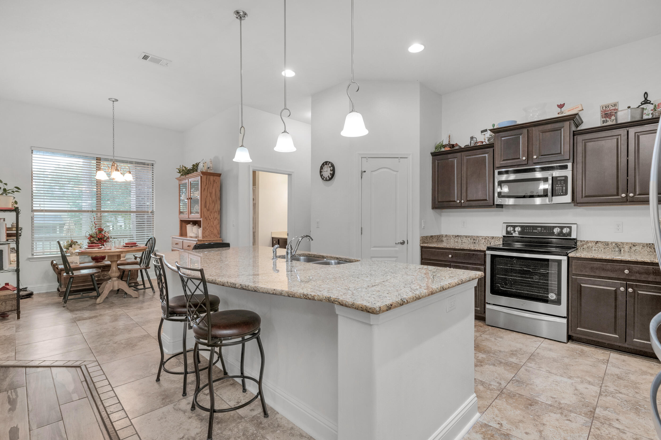 BROOKE ESTATES PH III - Residential