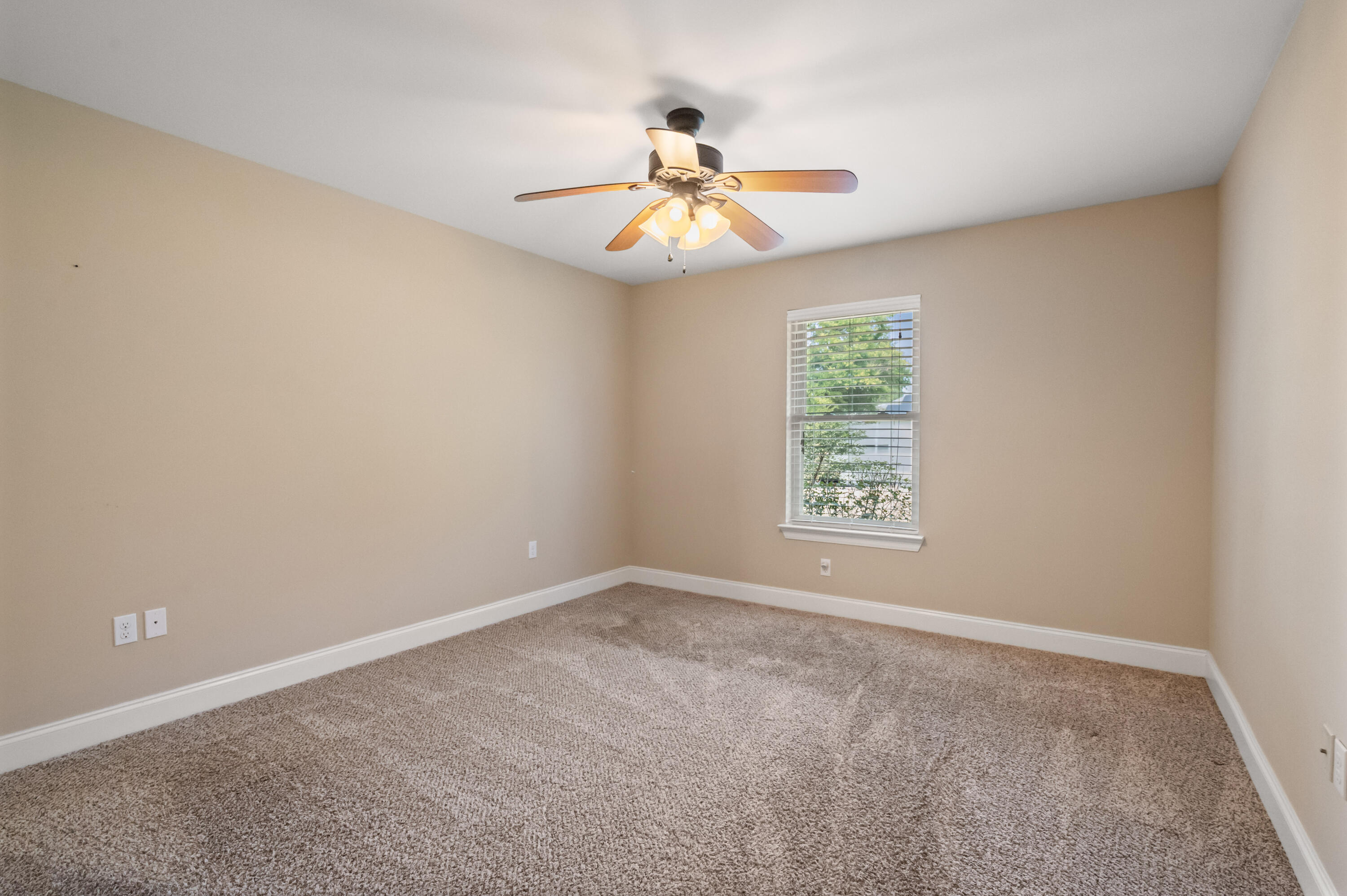 TRAILWOOD ESTATES - Residential