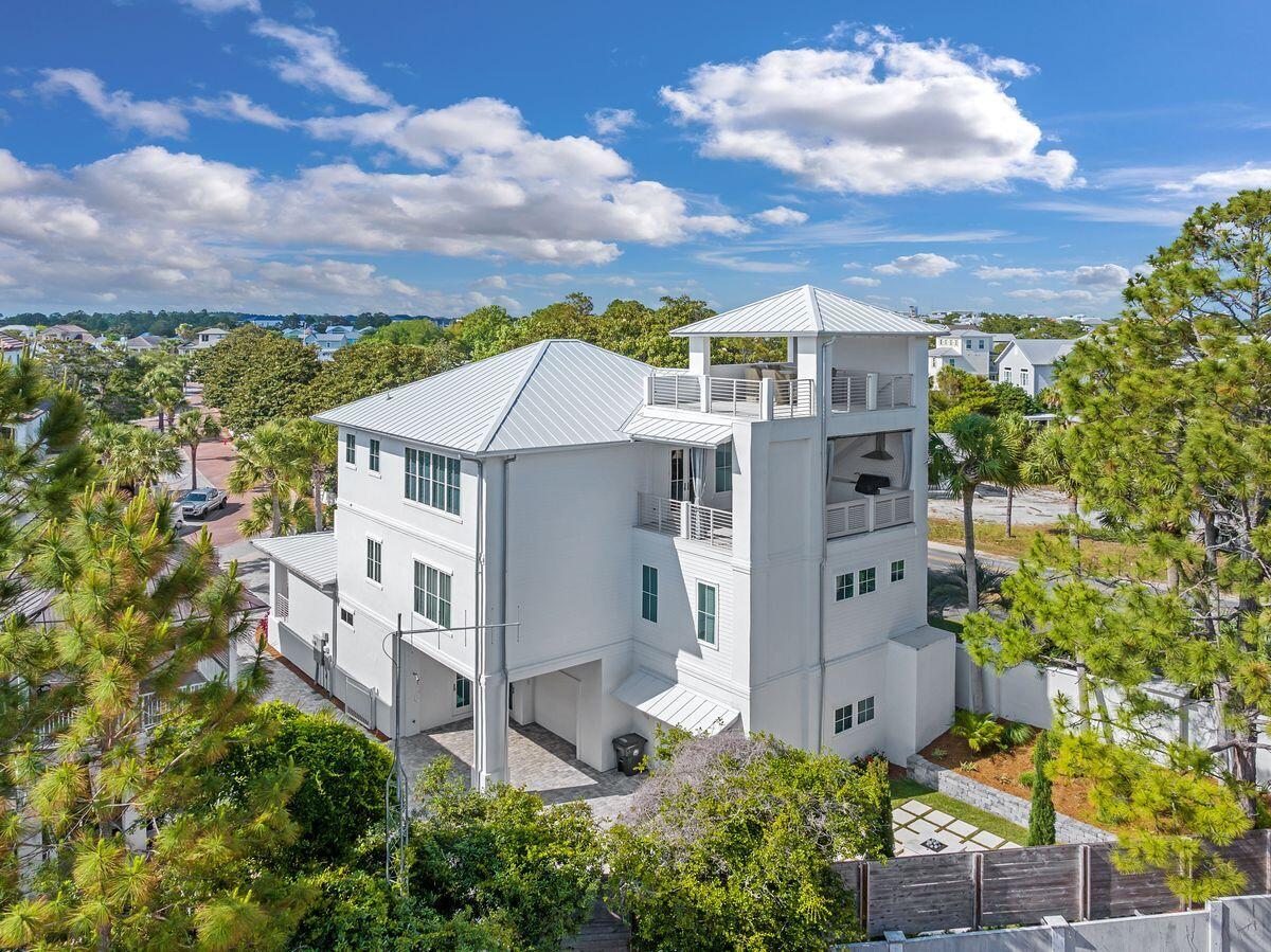 VILLAGE OF WHITE CLIFFS THE - Residential