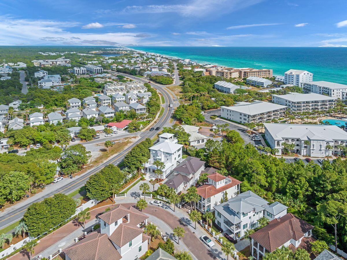 VILLAGE OF WHITE CLIFFS THE - Residential