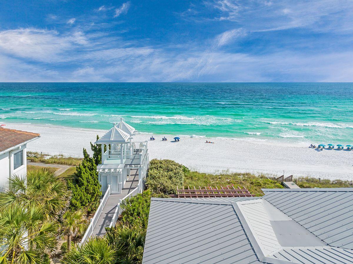 VILLAGE OF WHITE CLIFFS THE - Residential