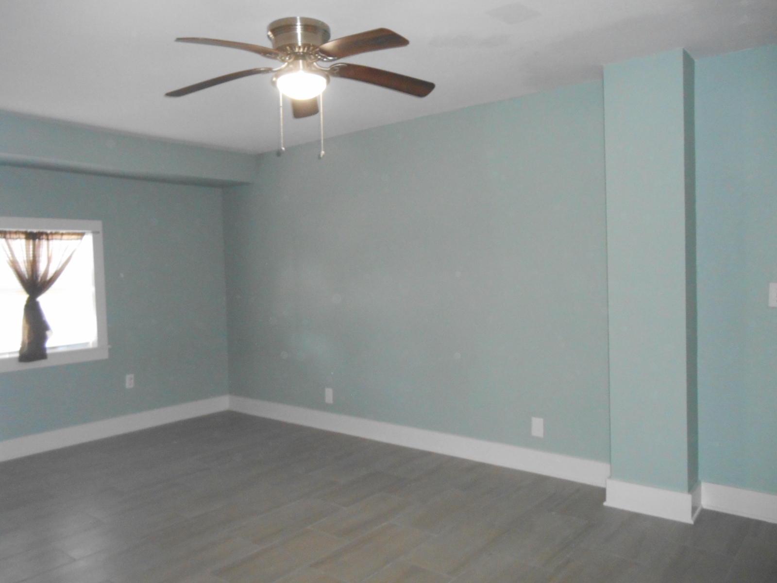 OAKLAND HEIGHTS - Residential